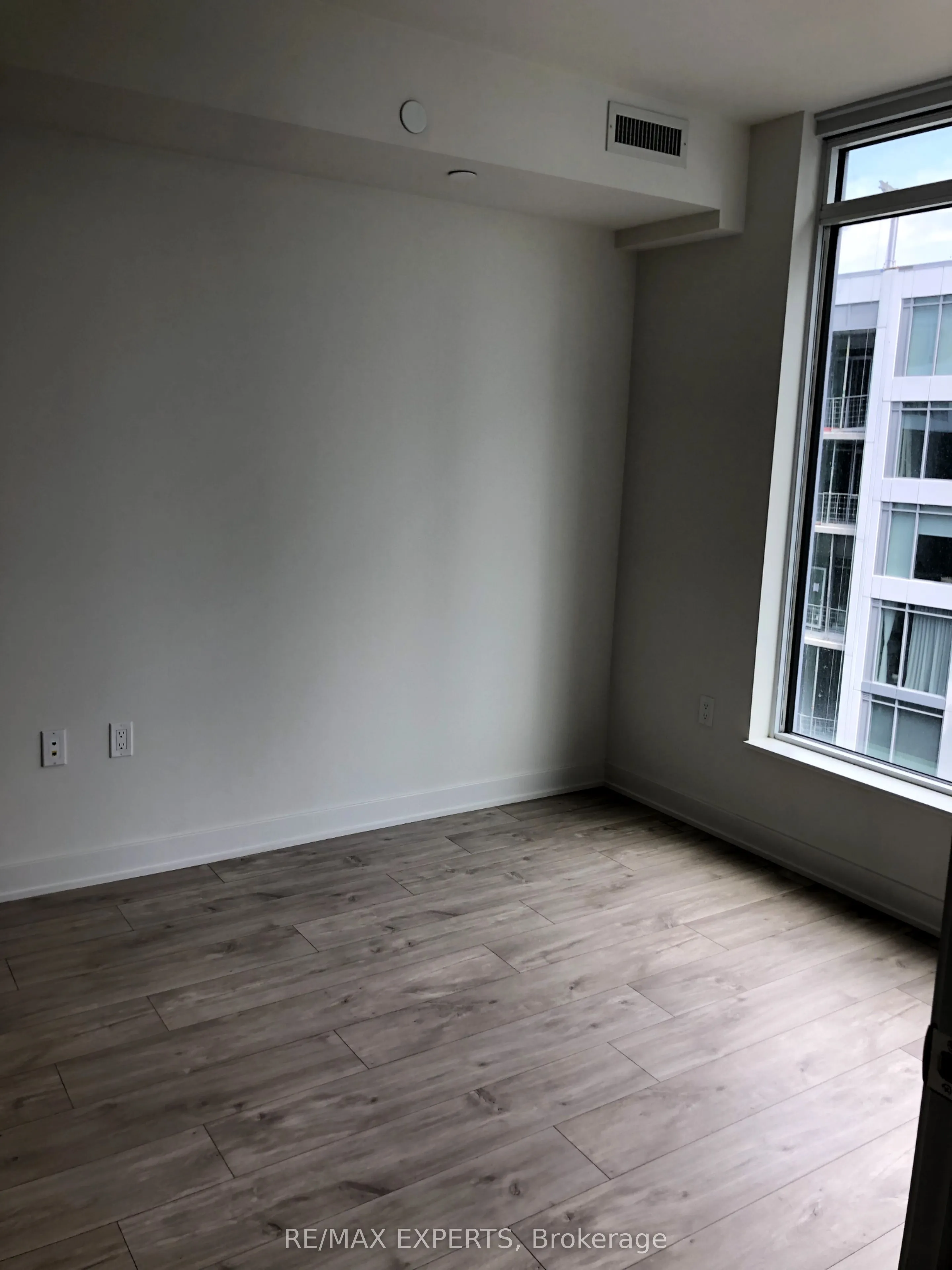 27 Bathurst Street #1214W