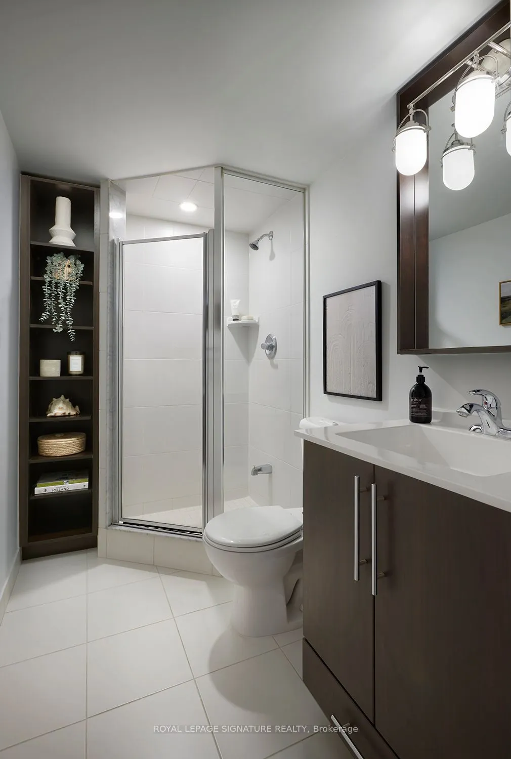 105 Harrison Garden Boulevard #1501