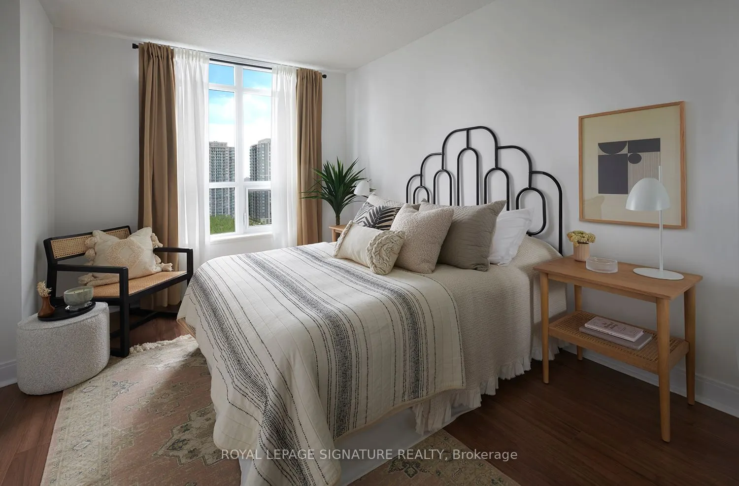 105 Harrison Garden Boulevard #1501