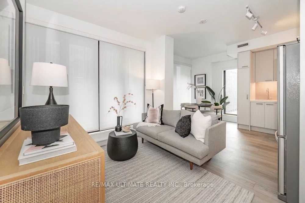 20 Soudan Avenue #1008