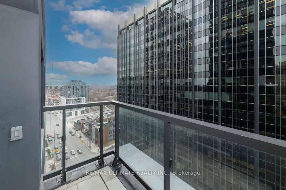 20 Soudan Avenue #1008