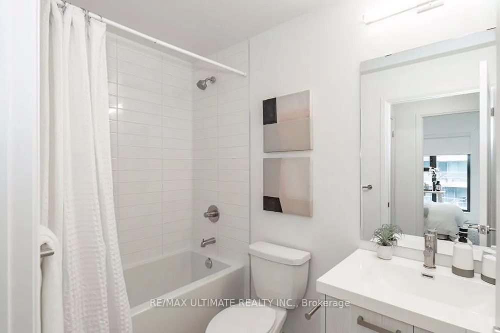 20 Soudan Avenue #1008