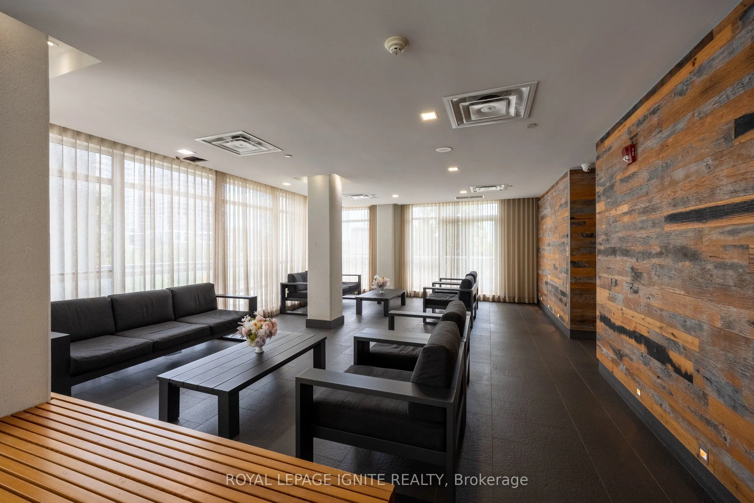 275 Yorkland Road #610
