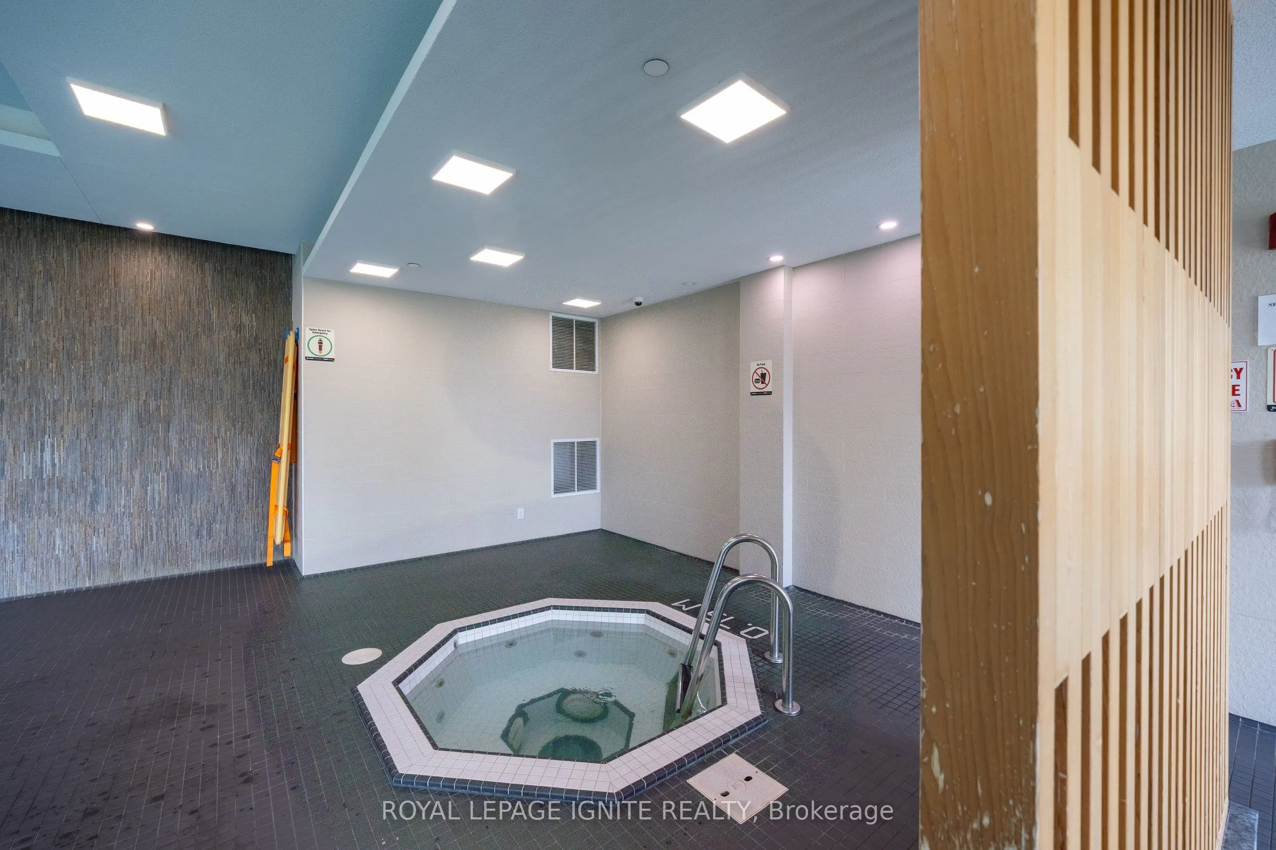 275 Yorkland Road #610