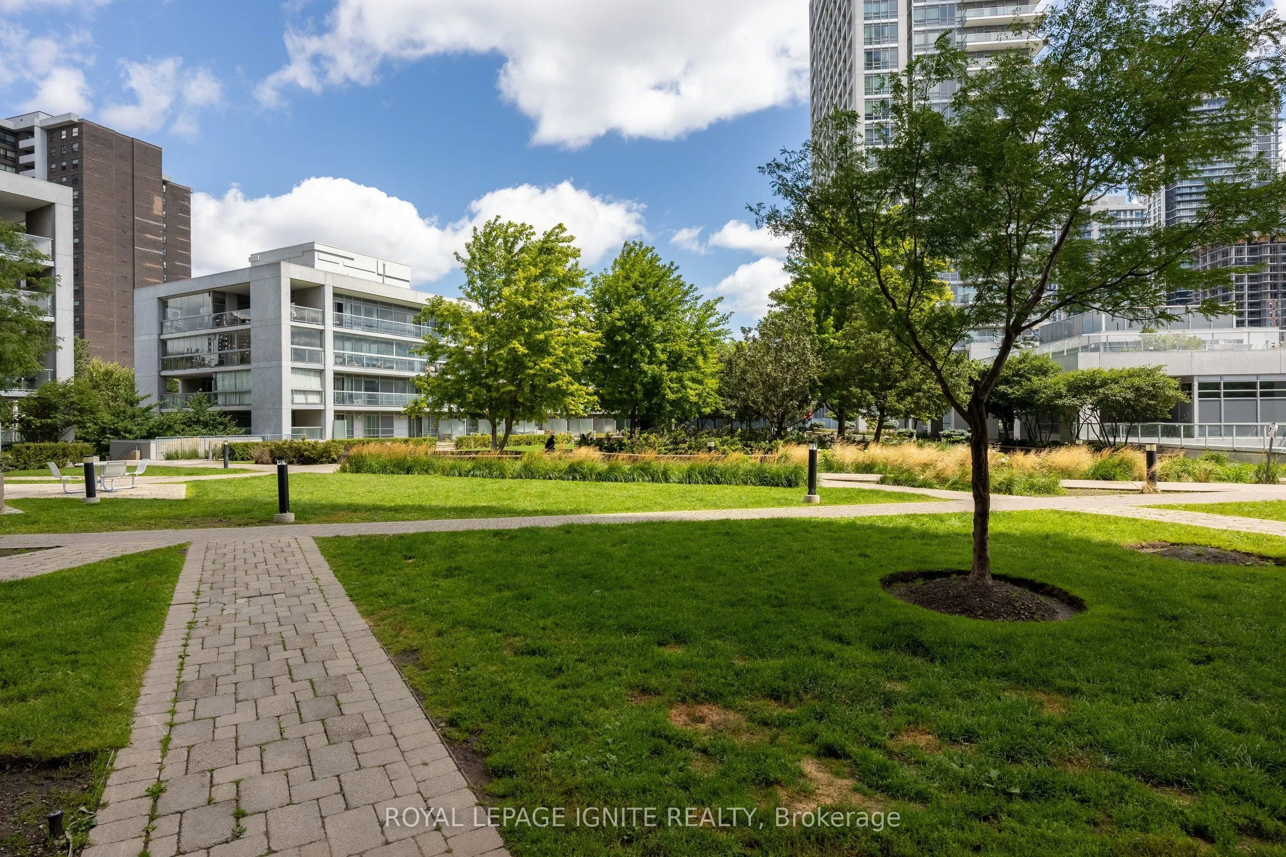 275 Yorkland Road #610