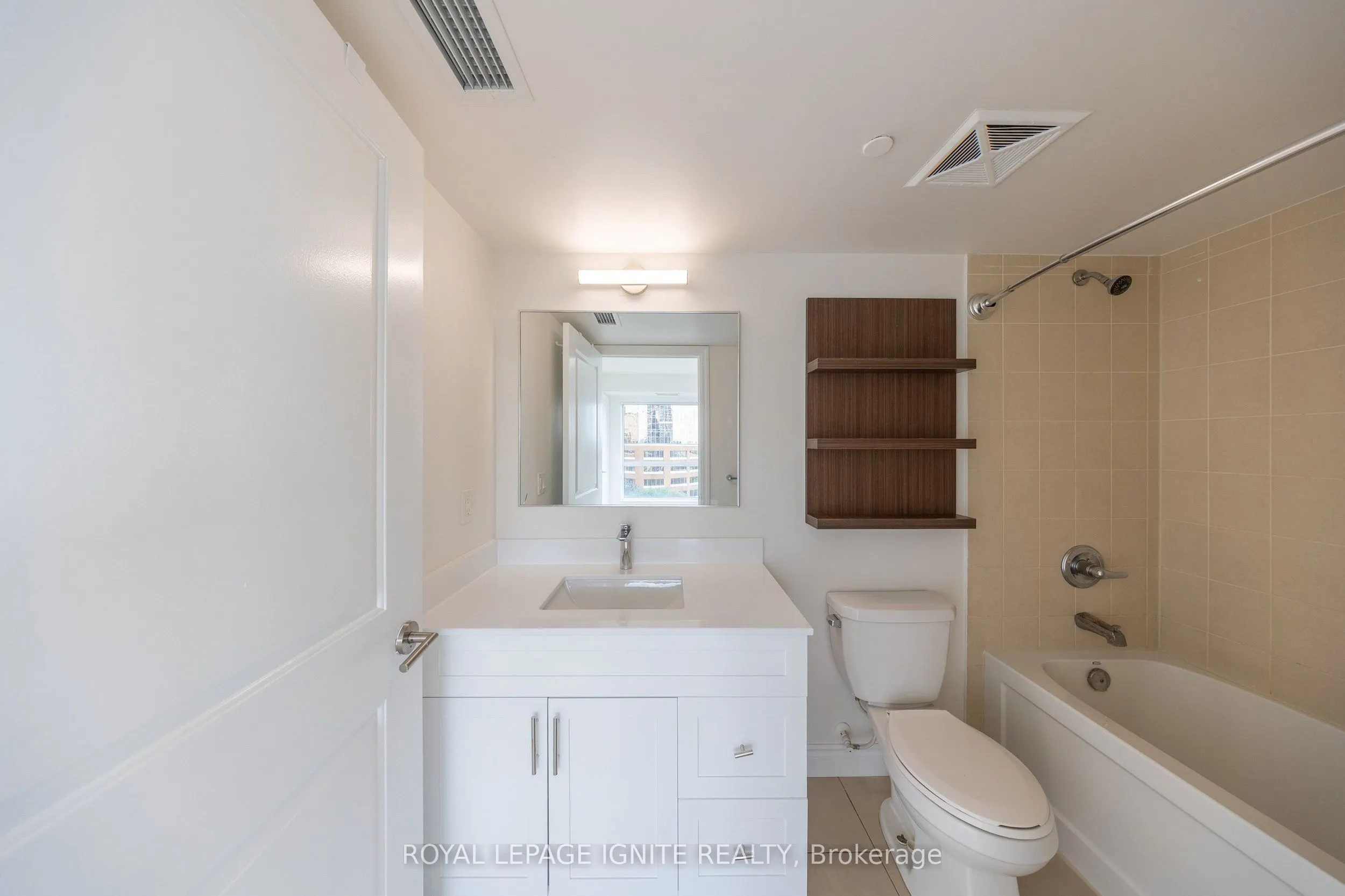 275 Yorkland Road #610