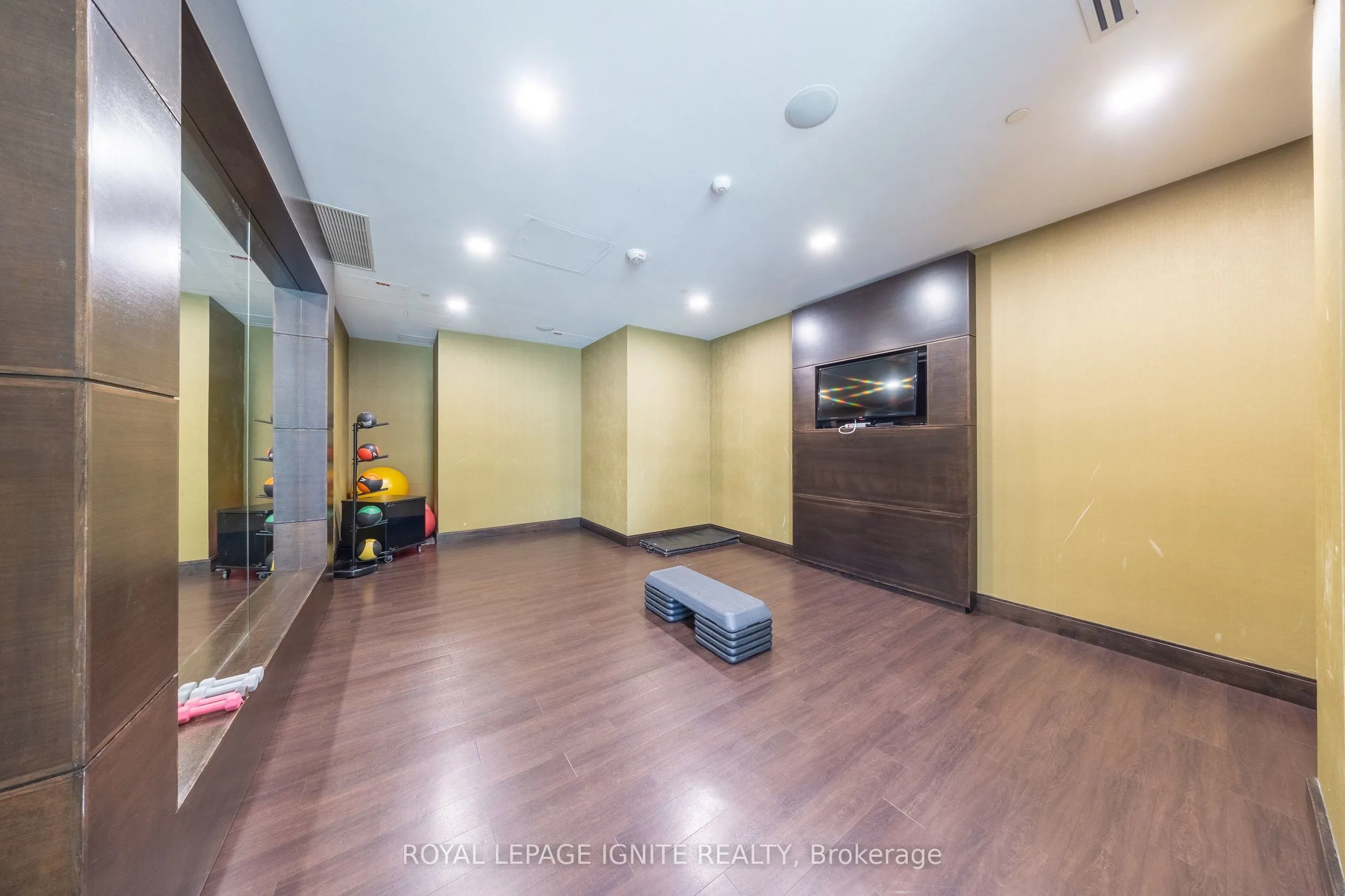 275 Yorkland Road #610