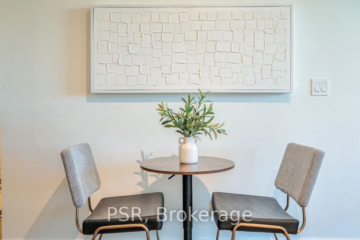 223 St Clair Avenue #605
