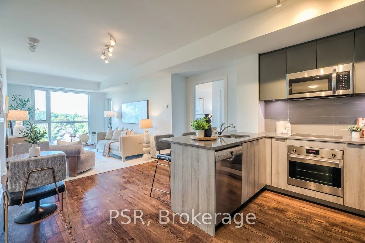 223 St Clair Avenue #605