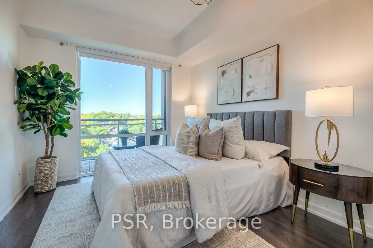 223 St Clair Avenue #605
