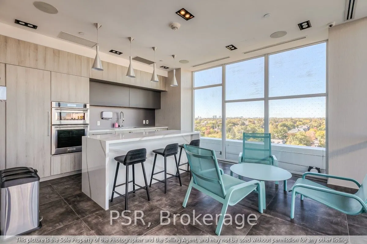 223 St Clair Avenue #605