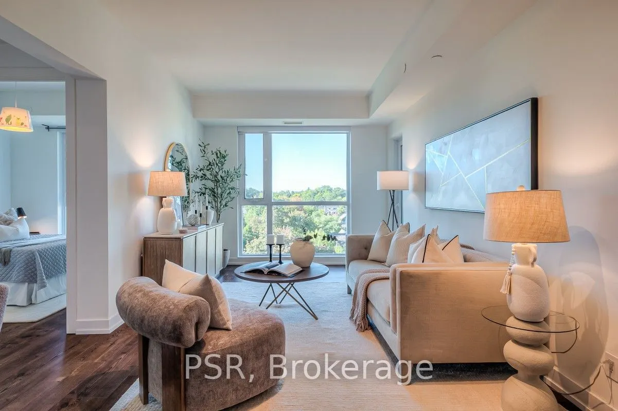 223 St Clair Avenue #605