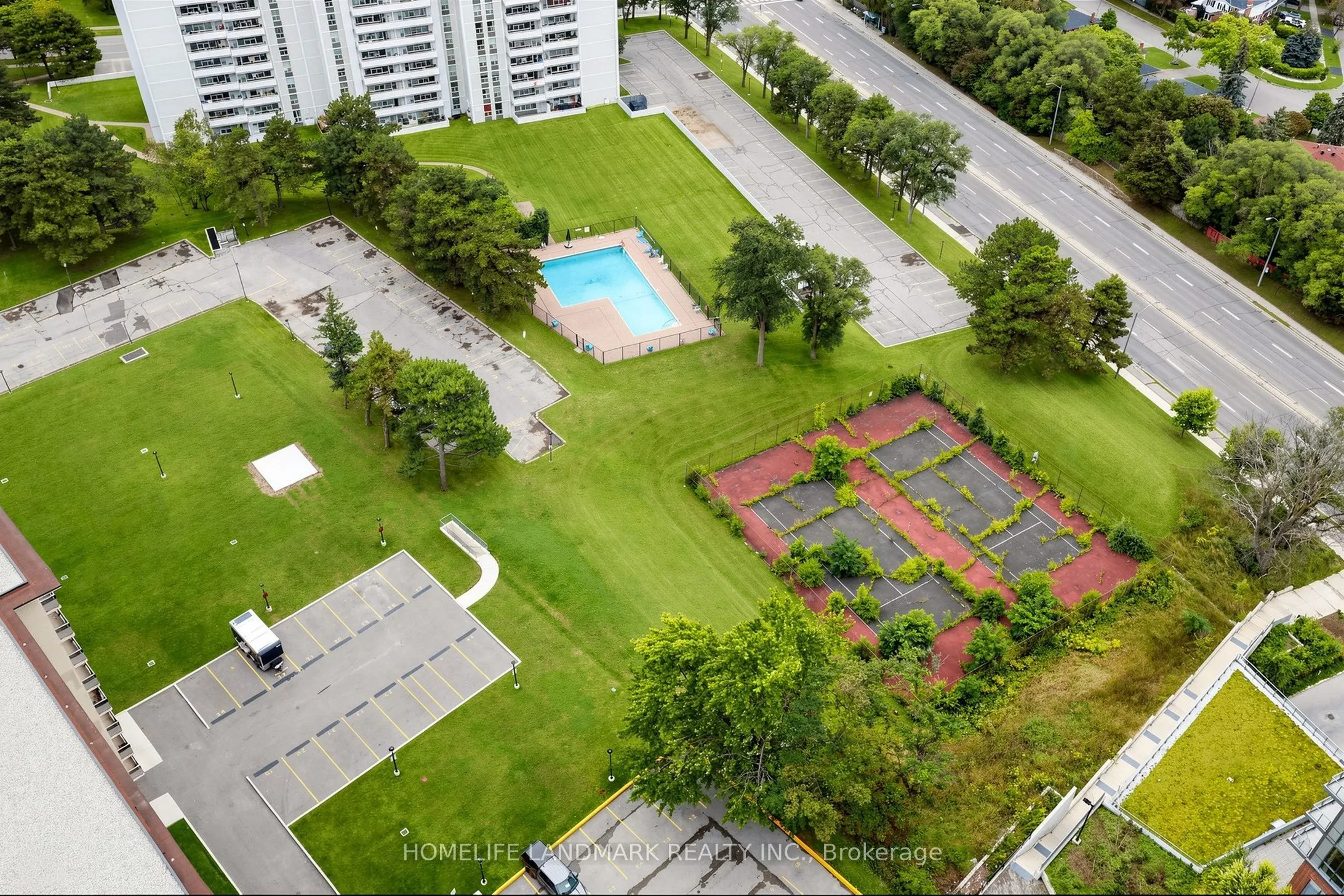 32 Forest Manor Road #2610