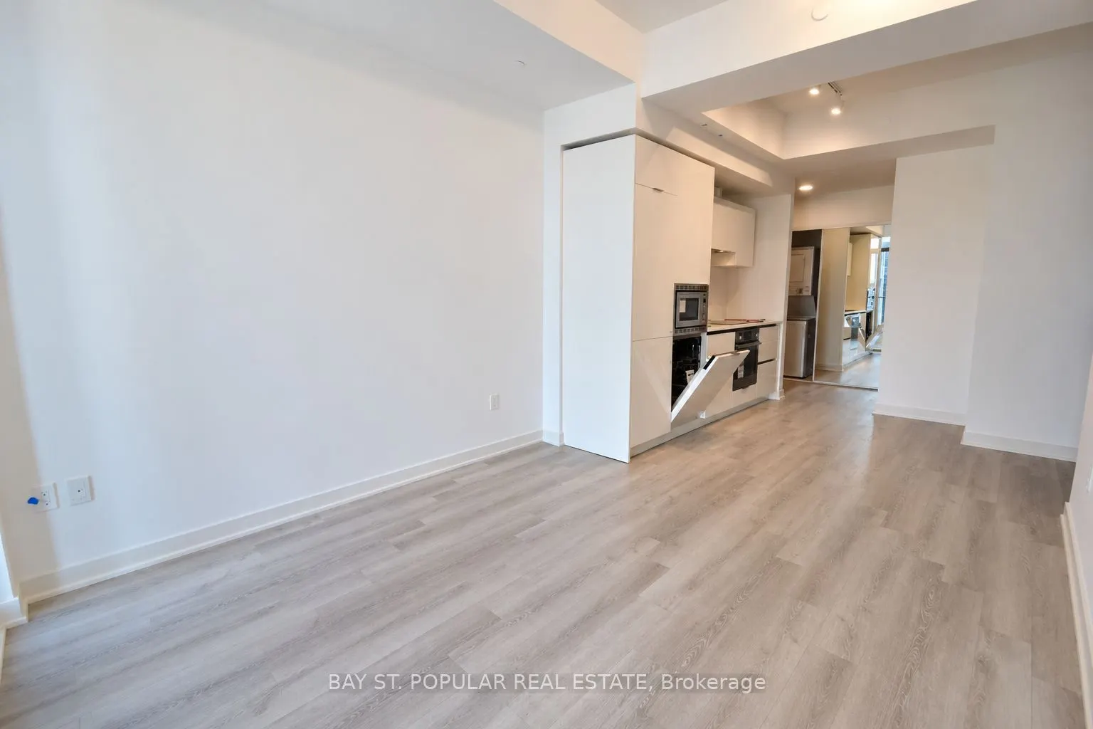 238 Simcoe Street #2101