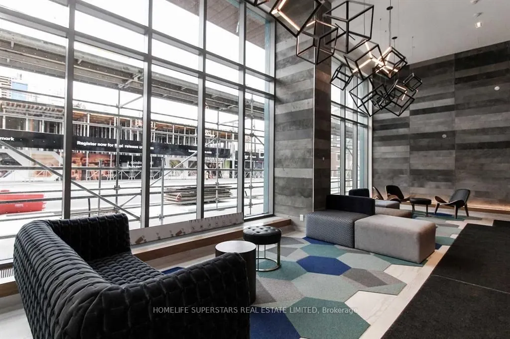 120 Parliament Street #1813