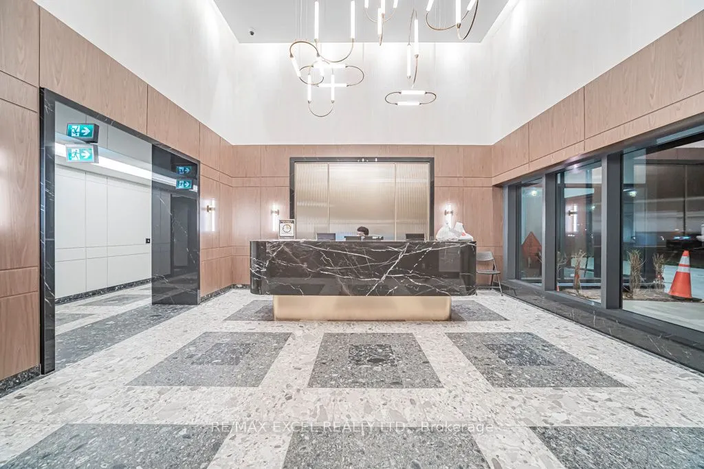 625 Sheppard Avenue E #302