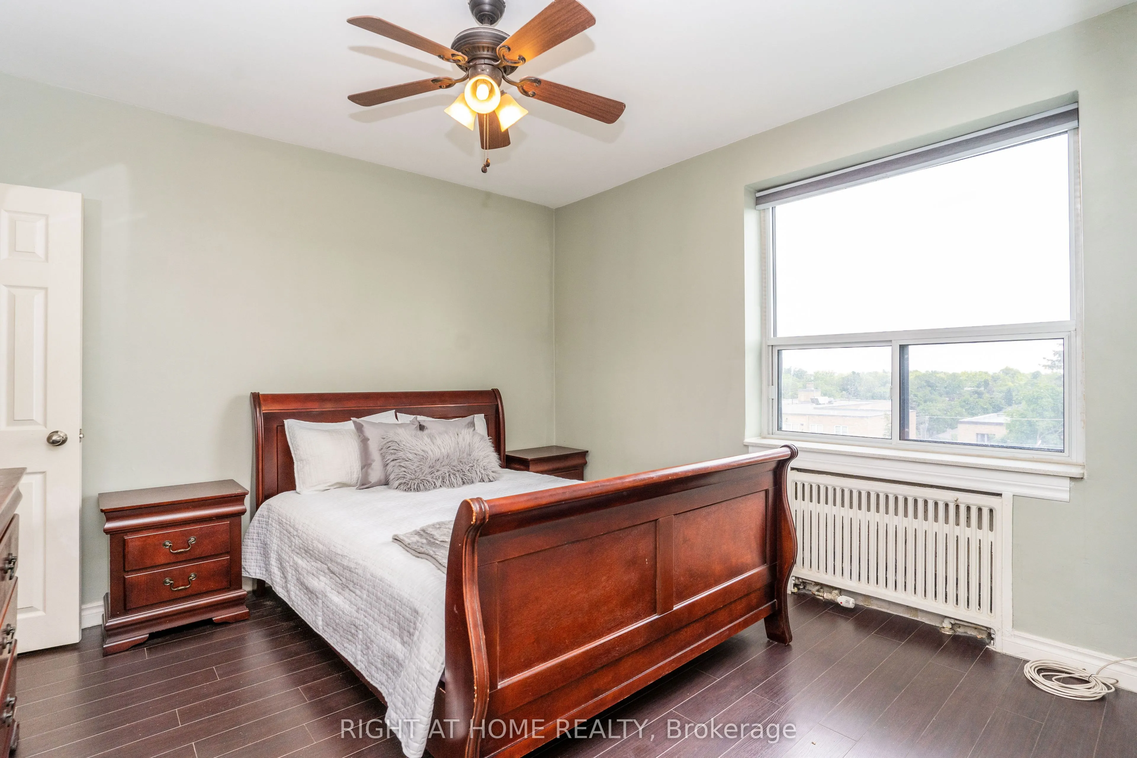 2 Ridelle Avenue #502