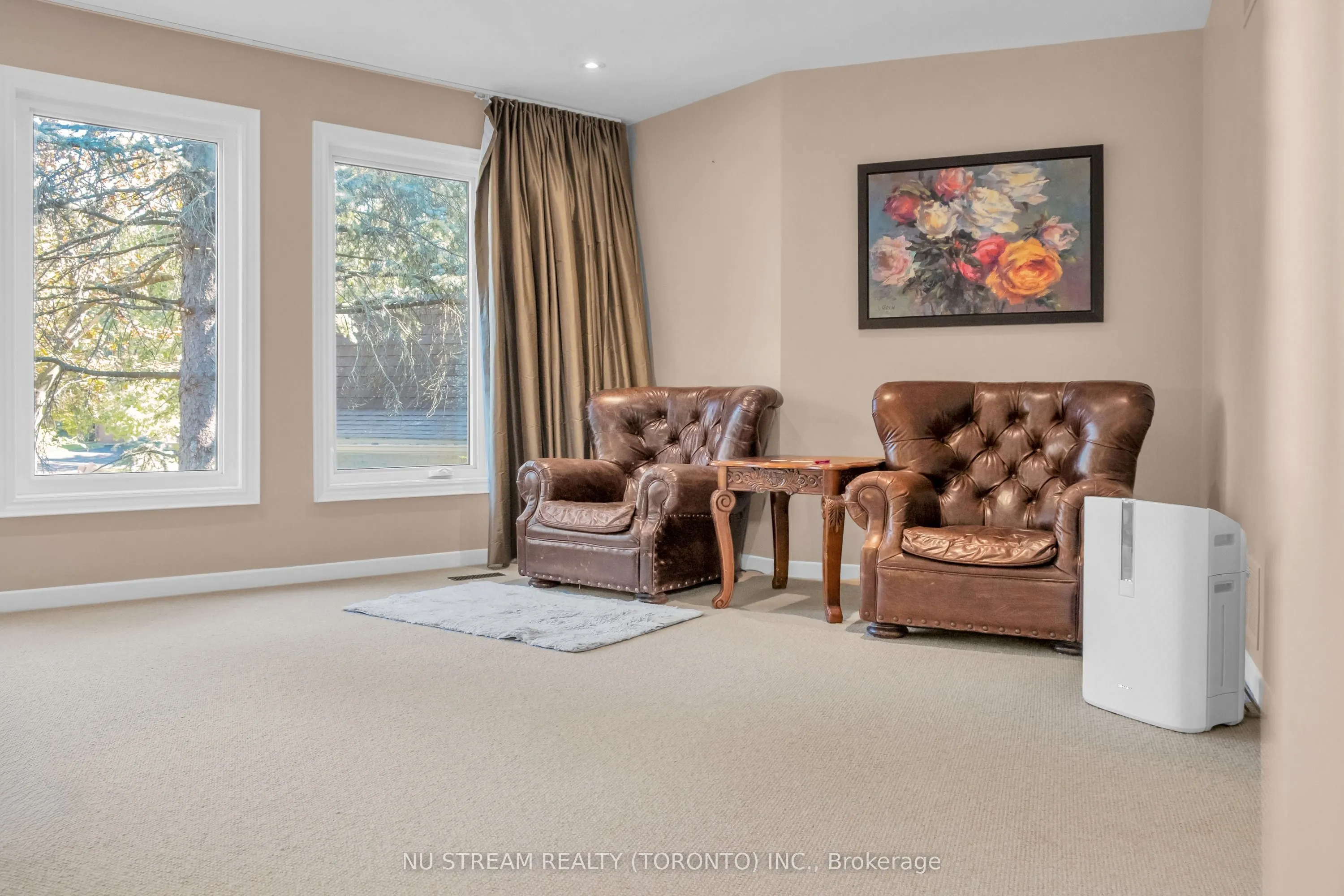 35 Penwood Crescent
