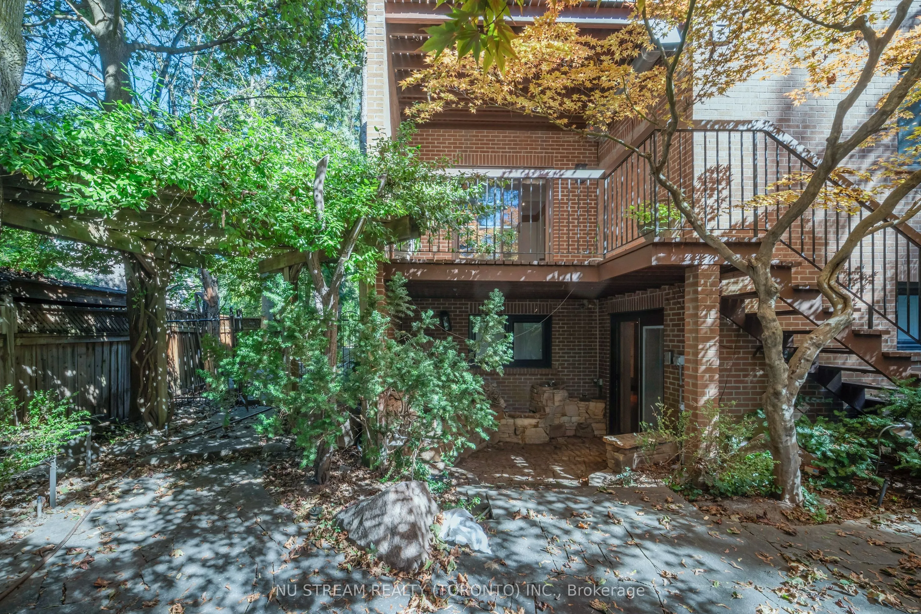 35 Penwood Crescent