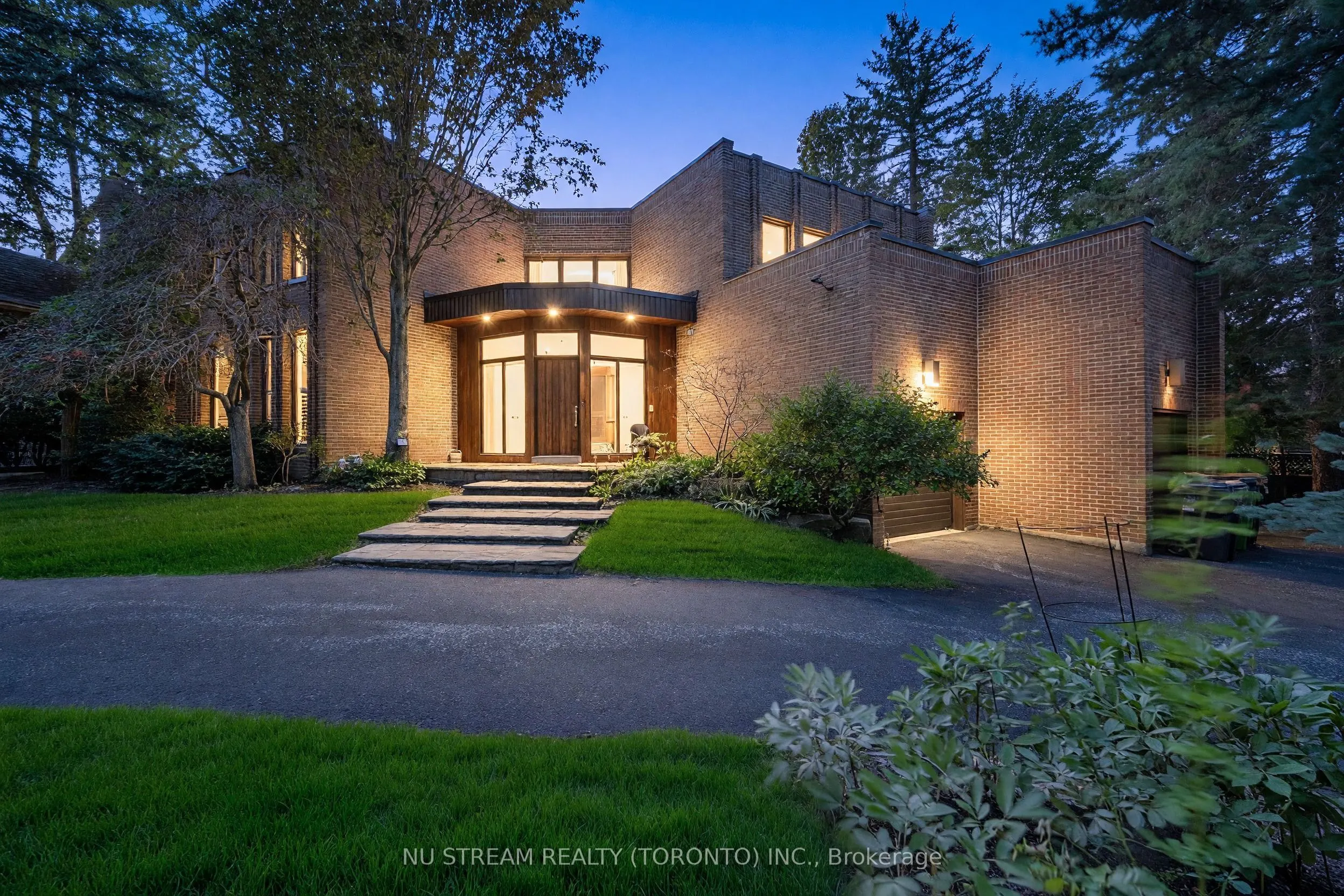 35 Penwood Crescent