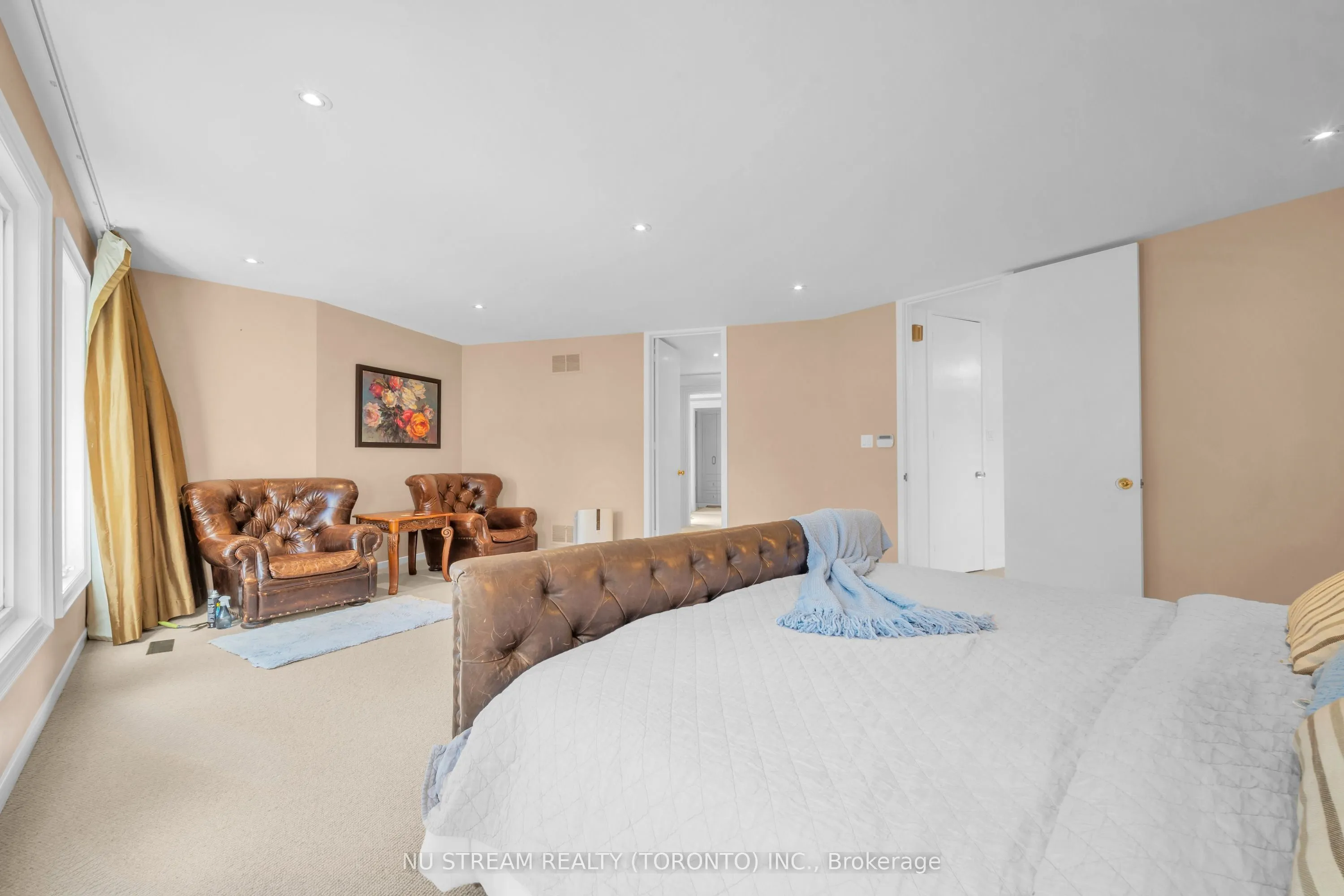 35 Penwood Crescent