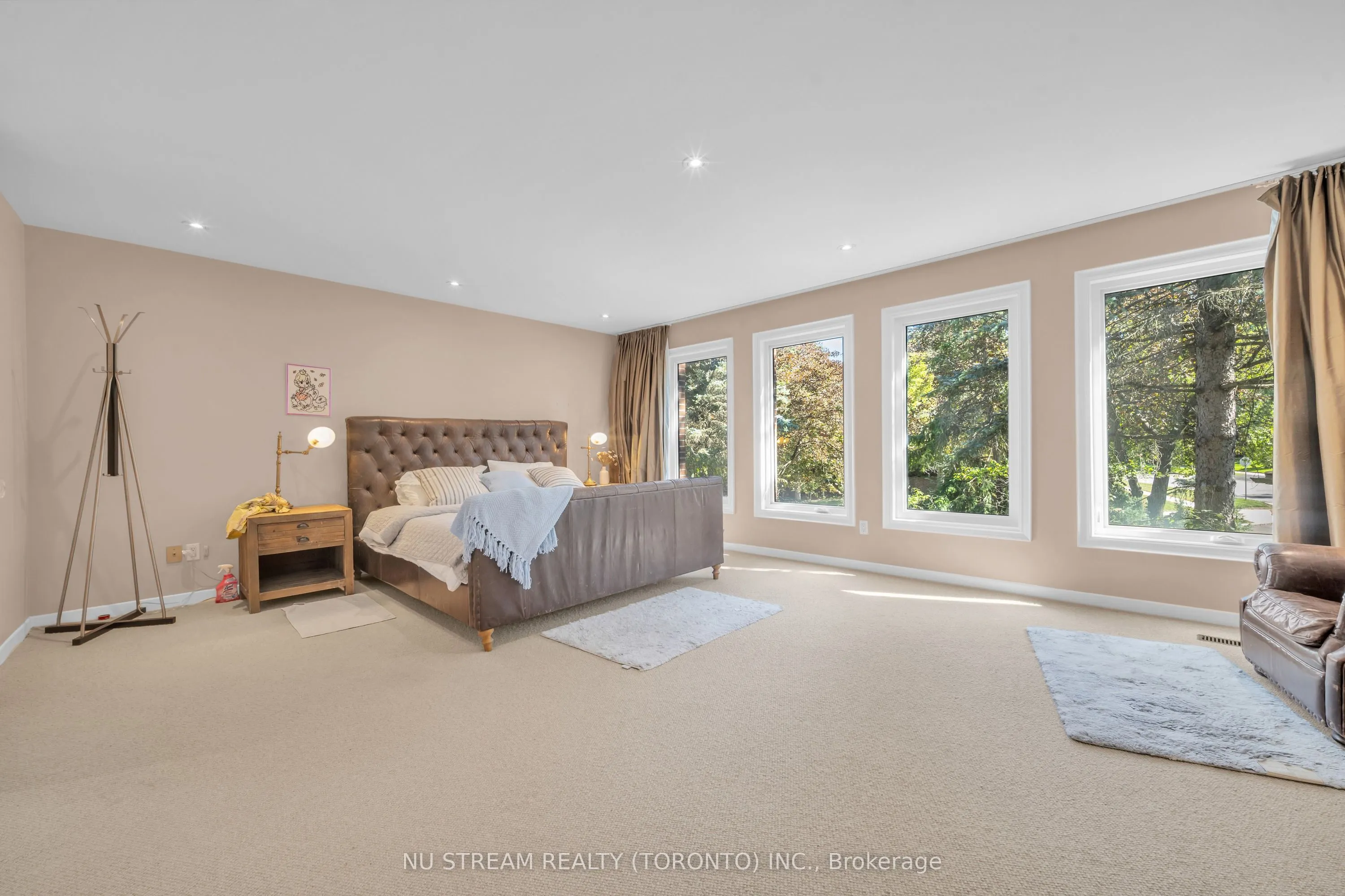 35 Penwood Crescent