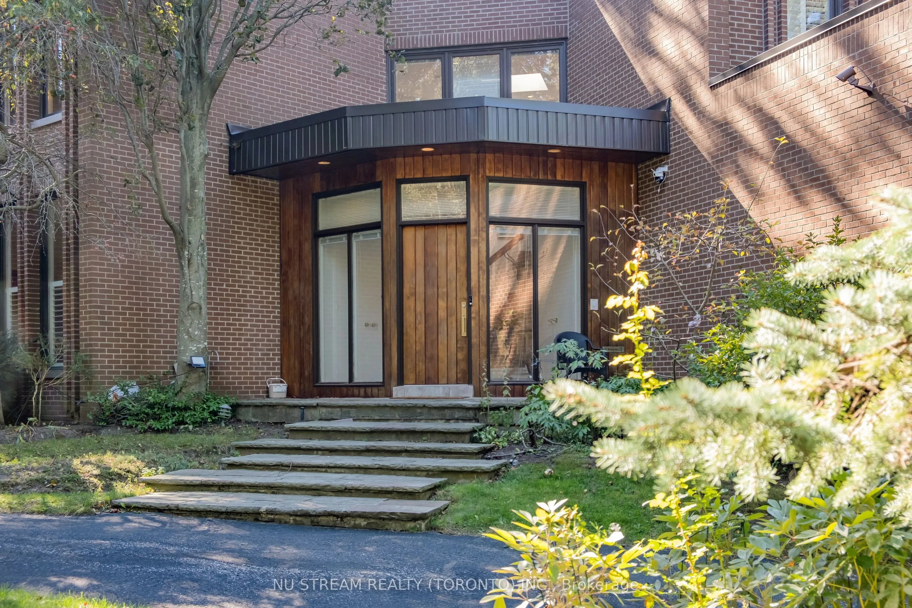 35 Penwood Crescent