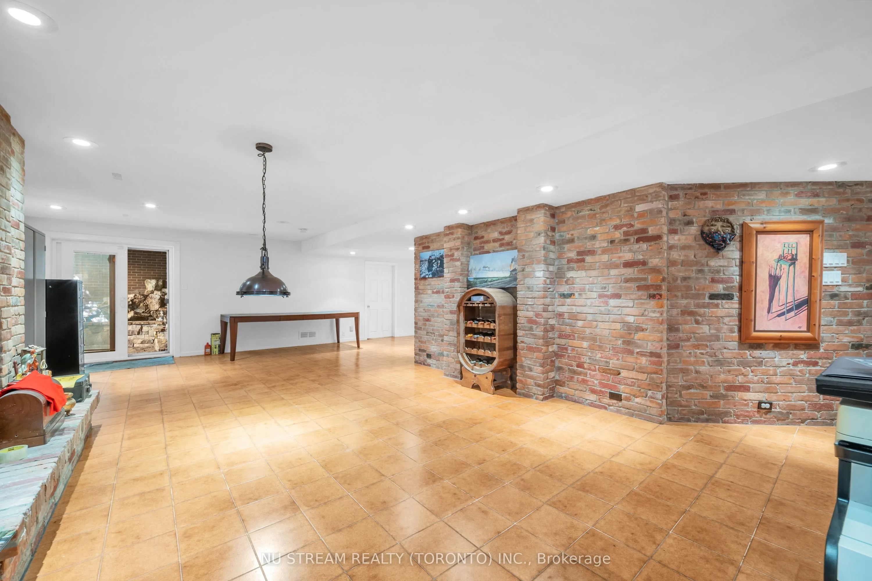 35 Penwood Crescent