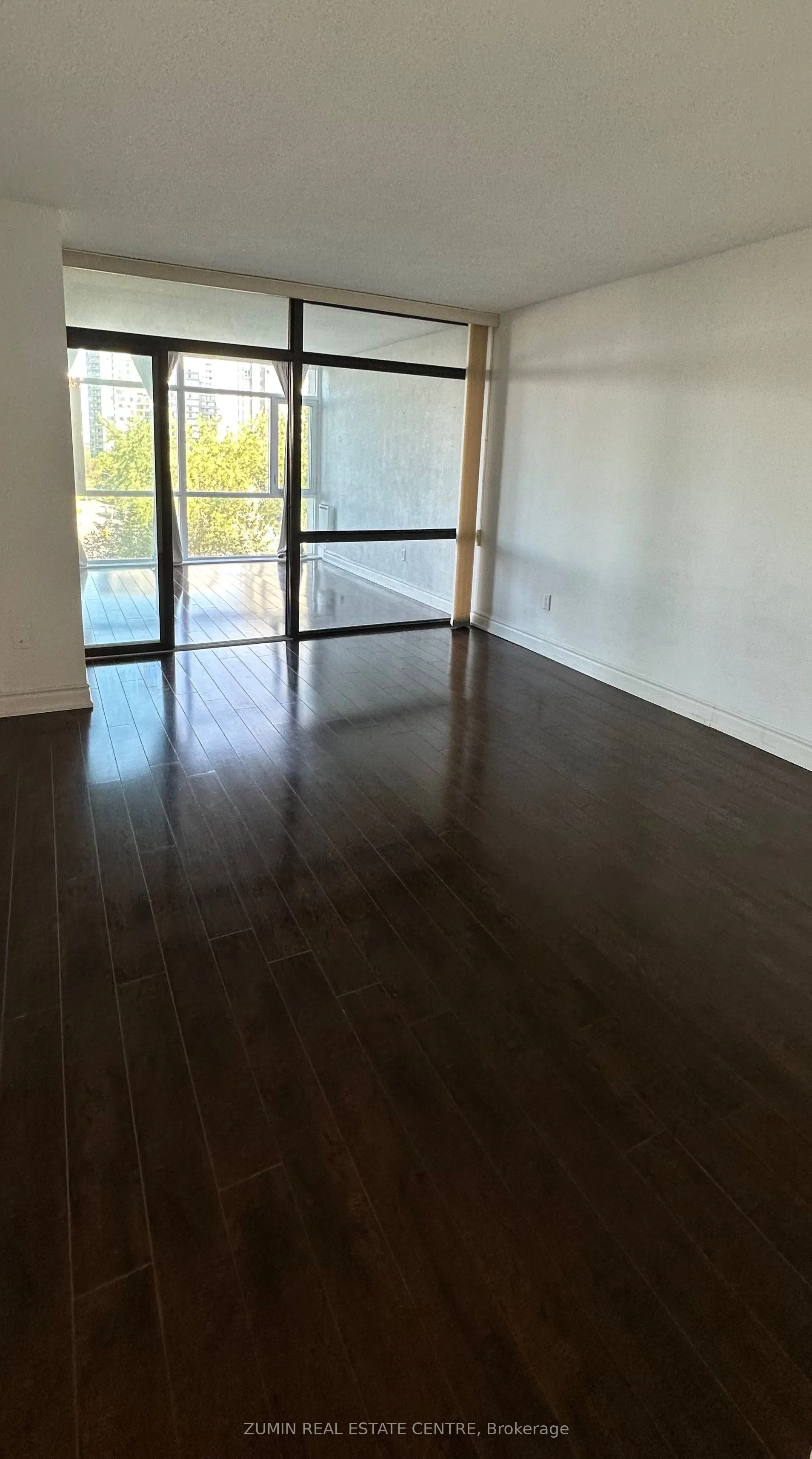 1555 Finch Avenue E #602