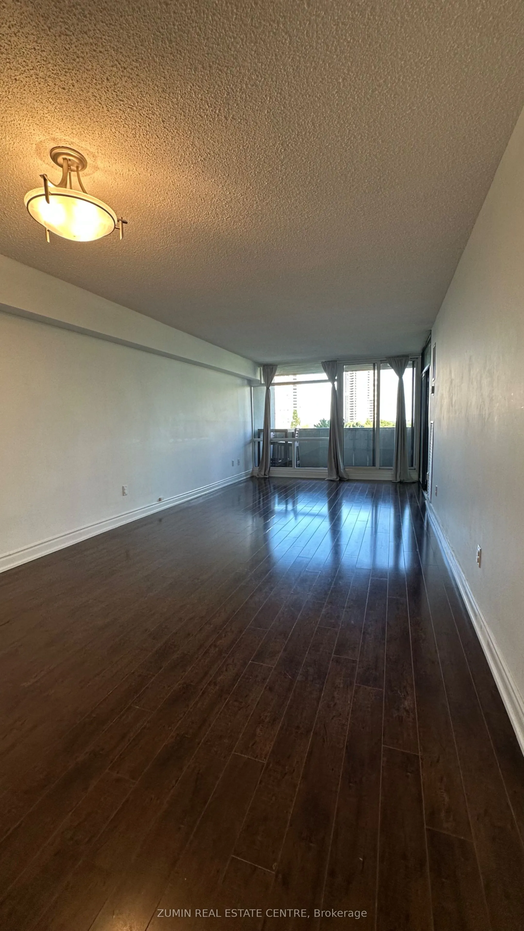 1555 Finch Avenue E #602