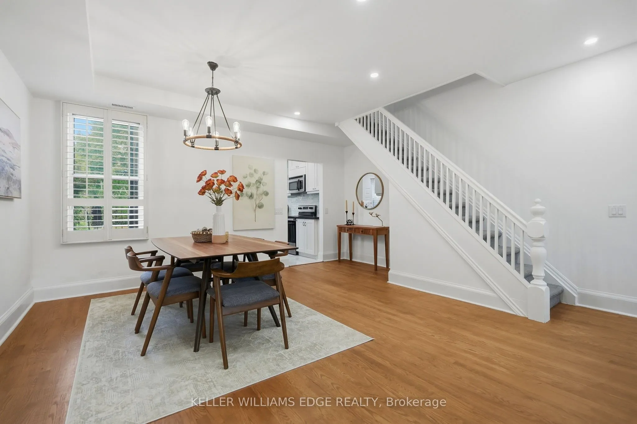 28 Conway Avenue