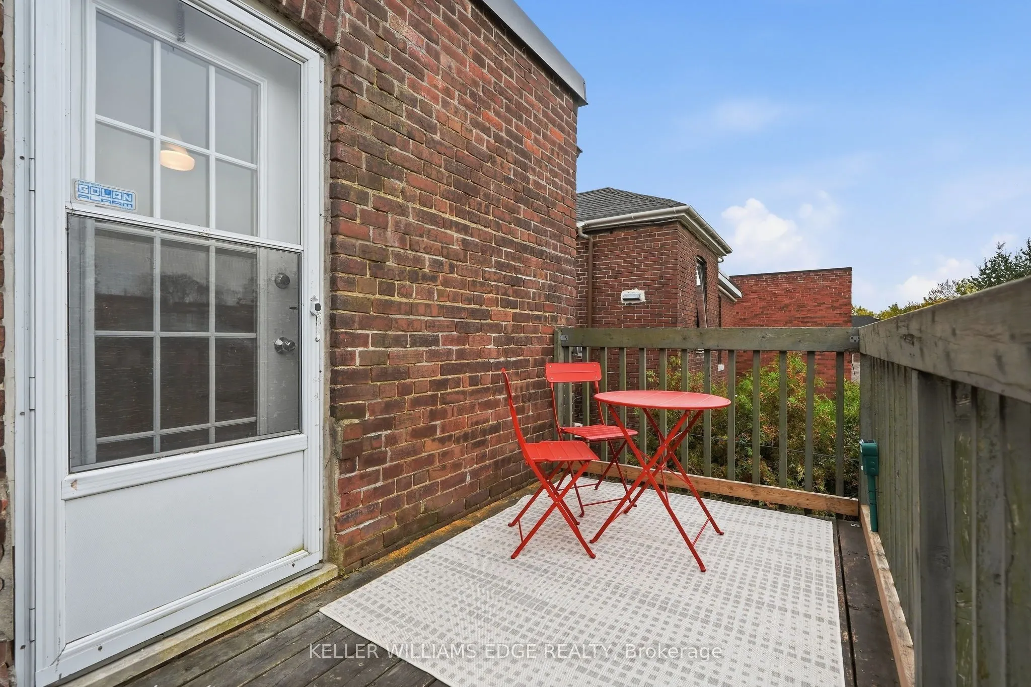 28 Conway Avenue