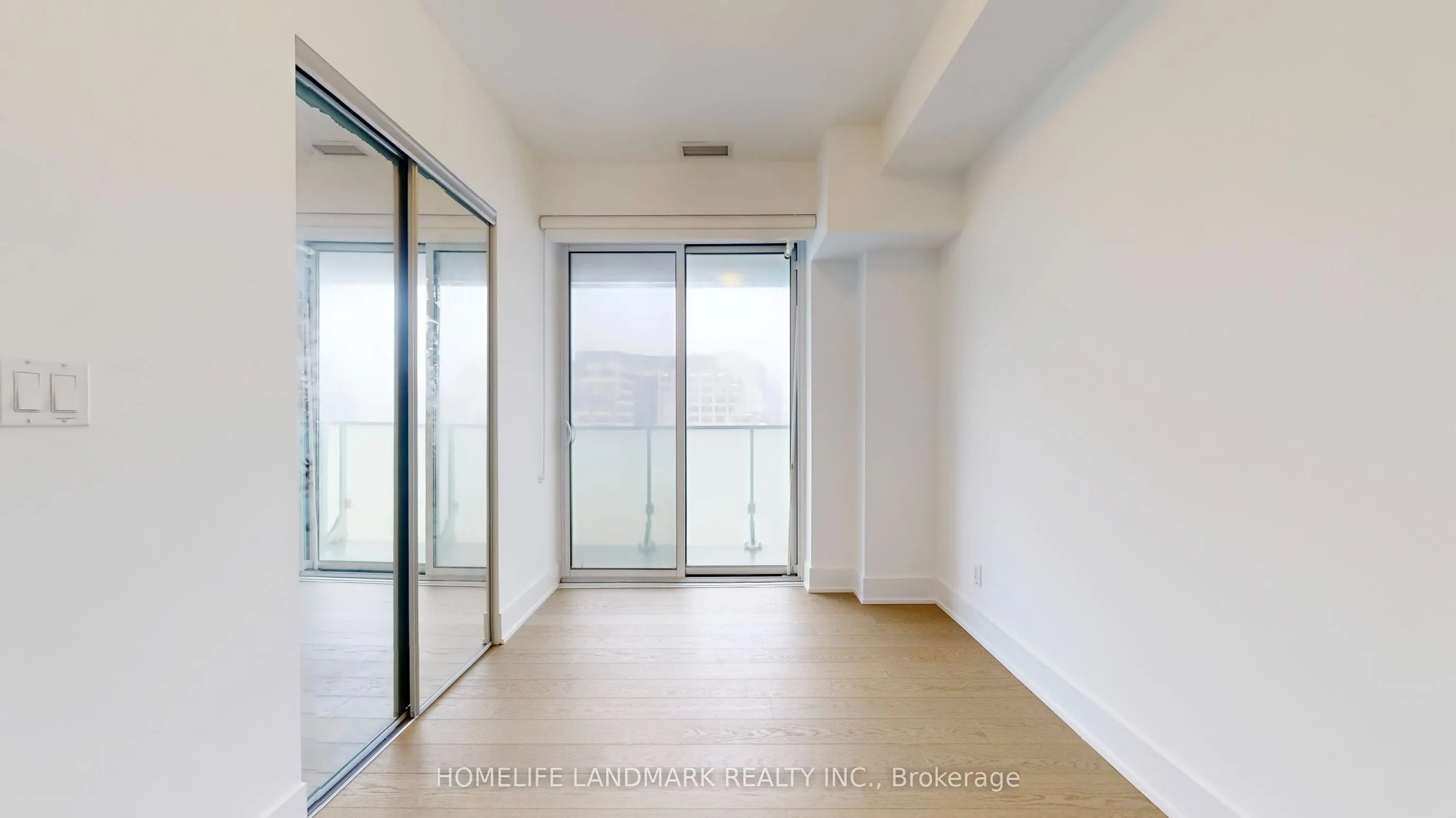 200 Bloor Street W #2305