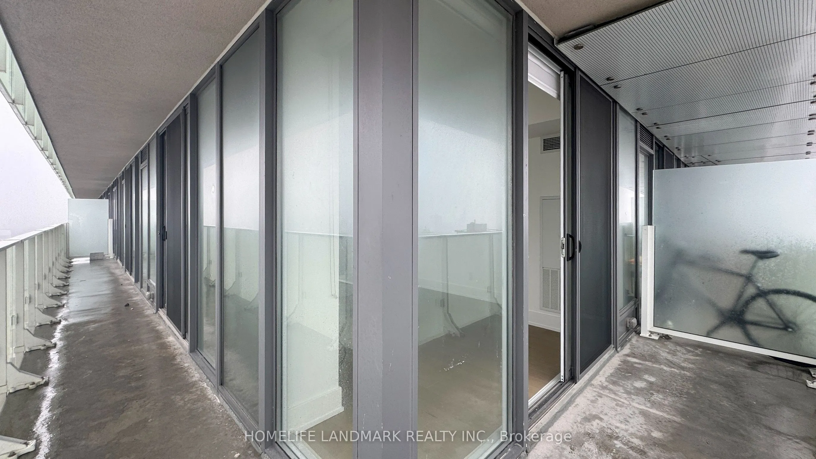 200 Bloor Street W #2305