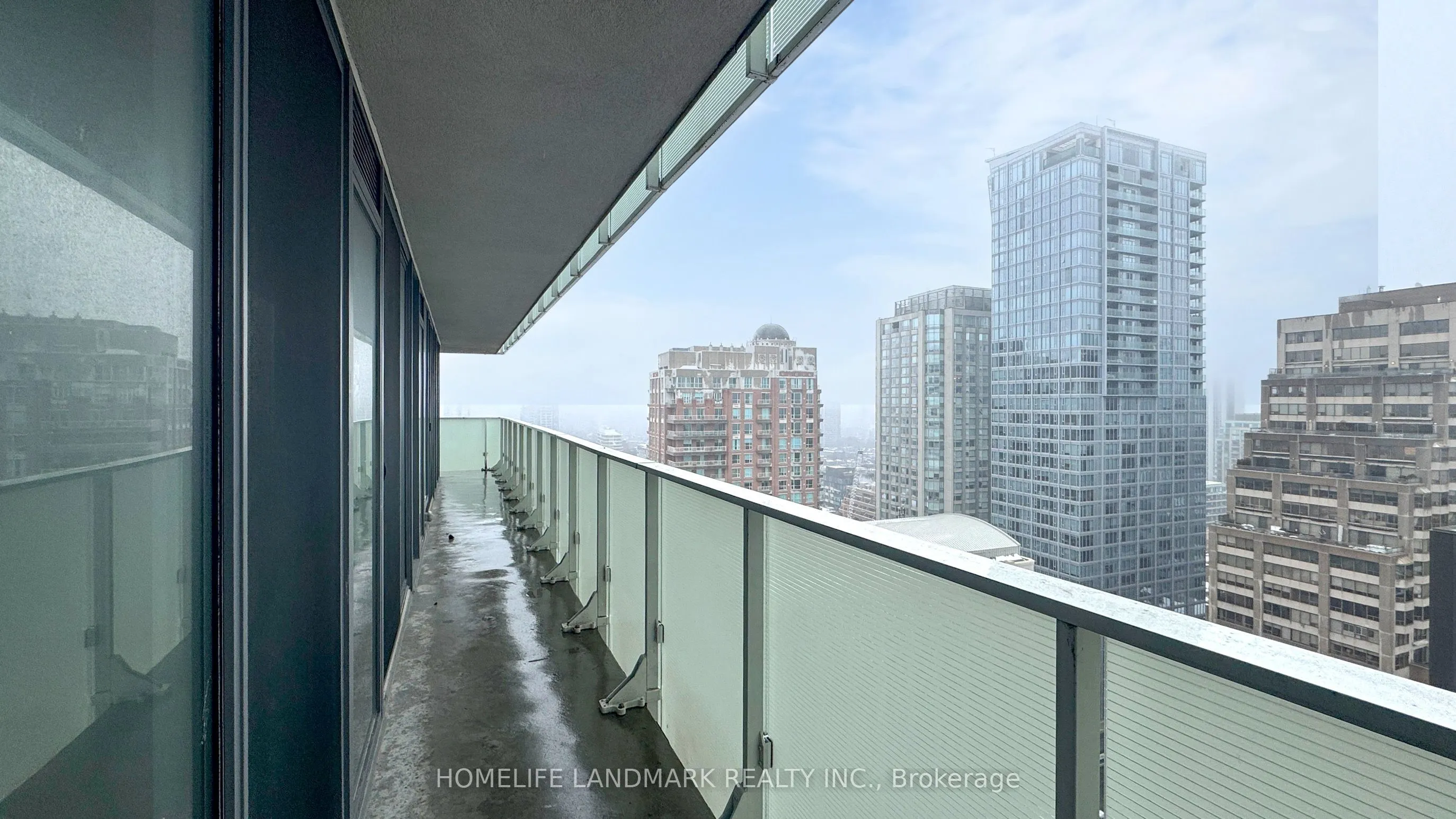 200 Bloor Street W #2305