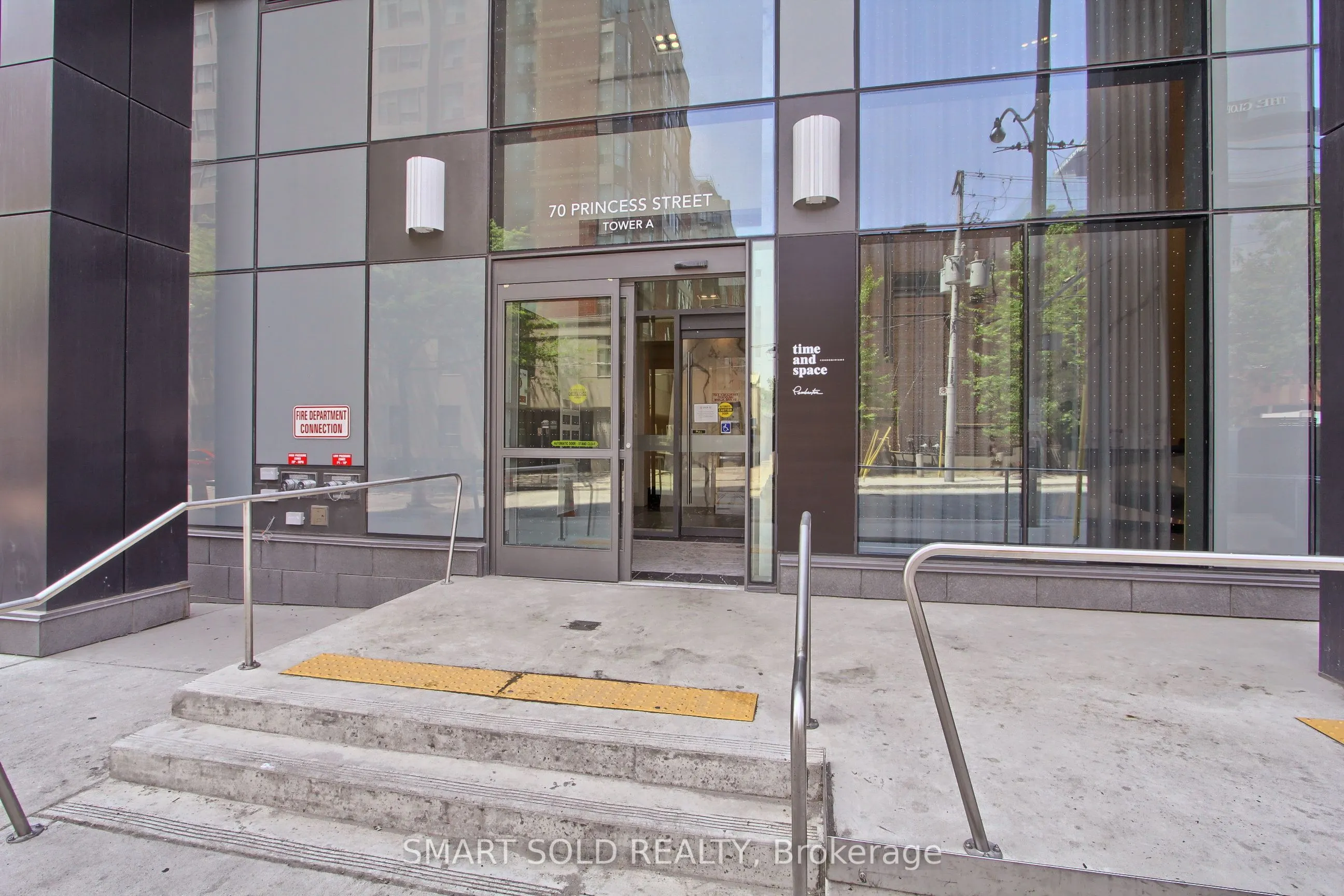 70 Princess Street #13