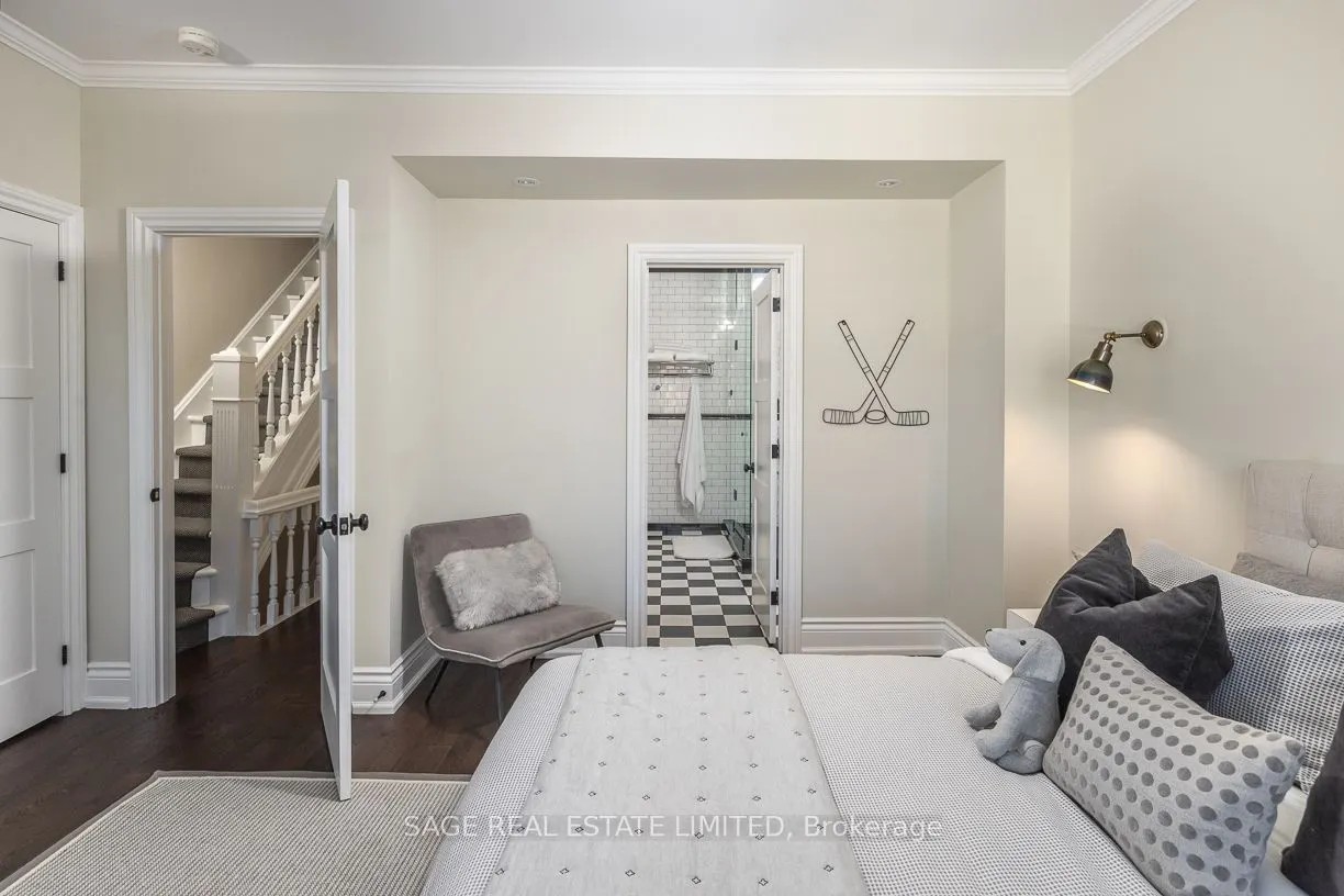 41 Chicora Avenue