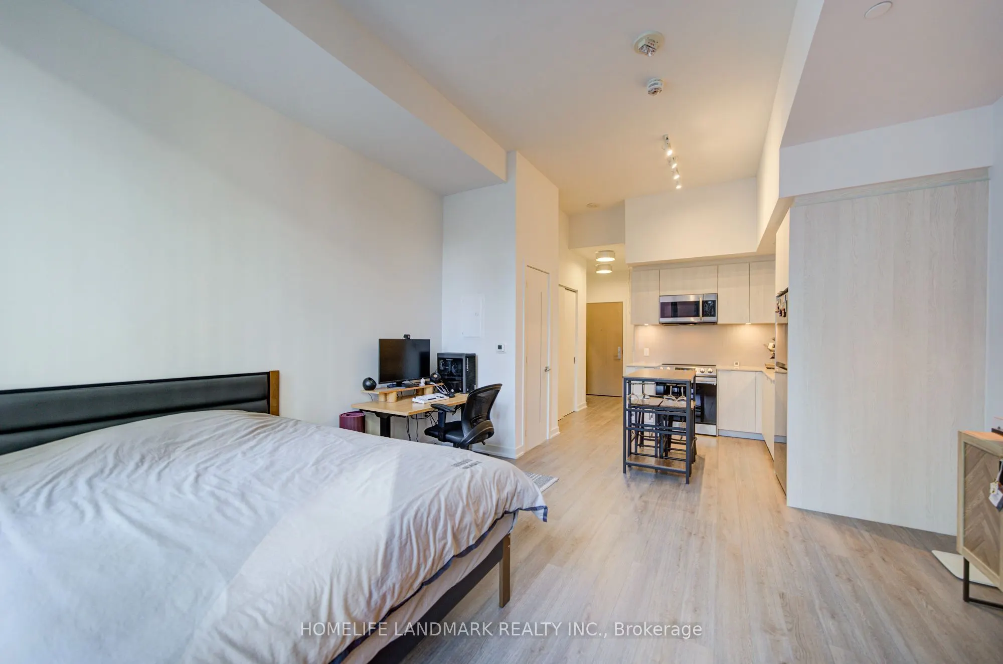 357 King Street W ##501