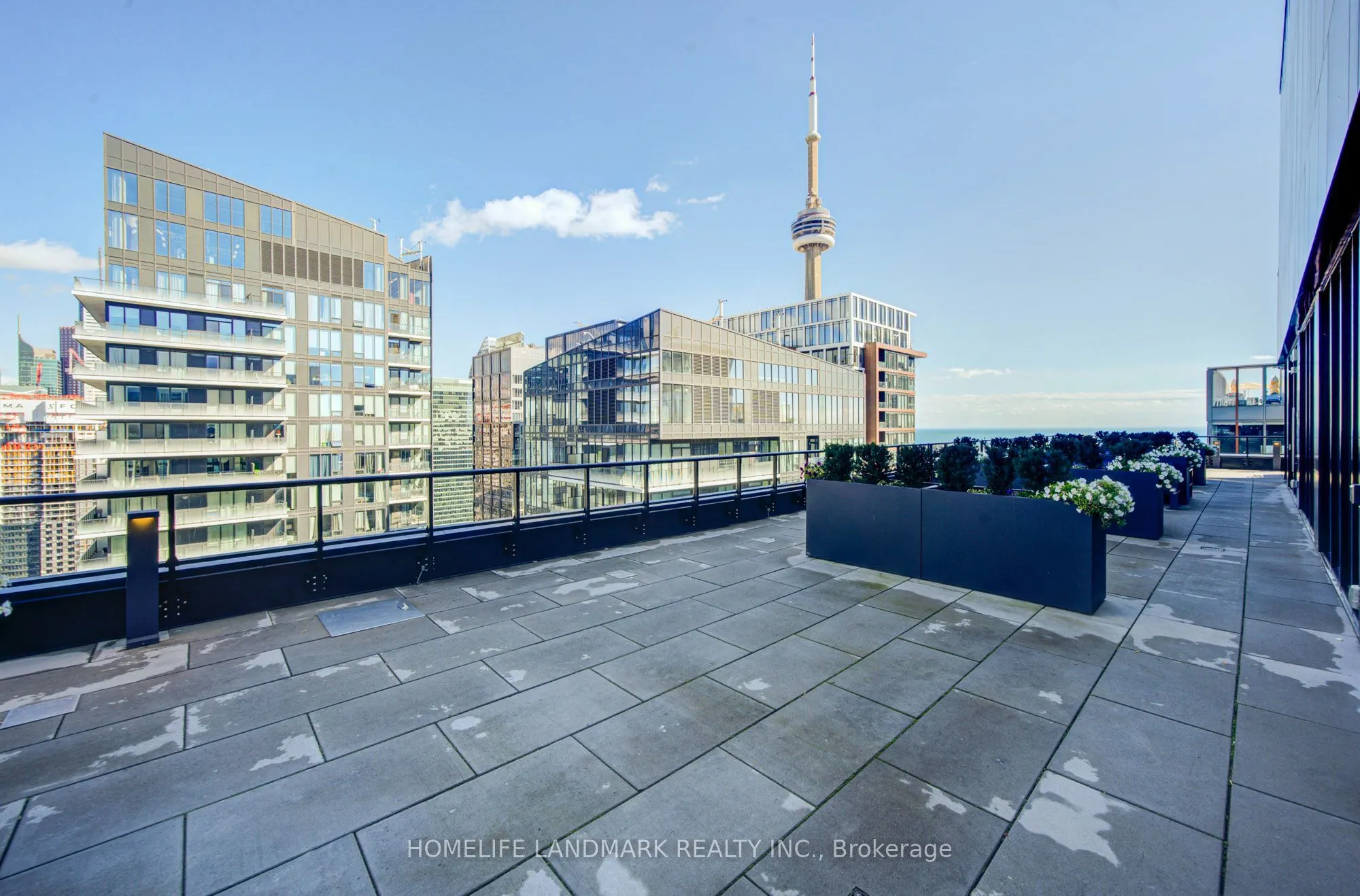 357 King Street W ##501