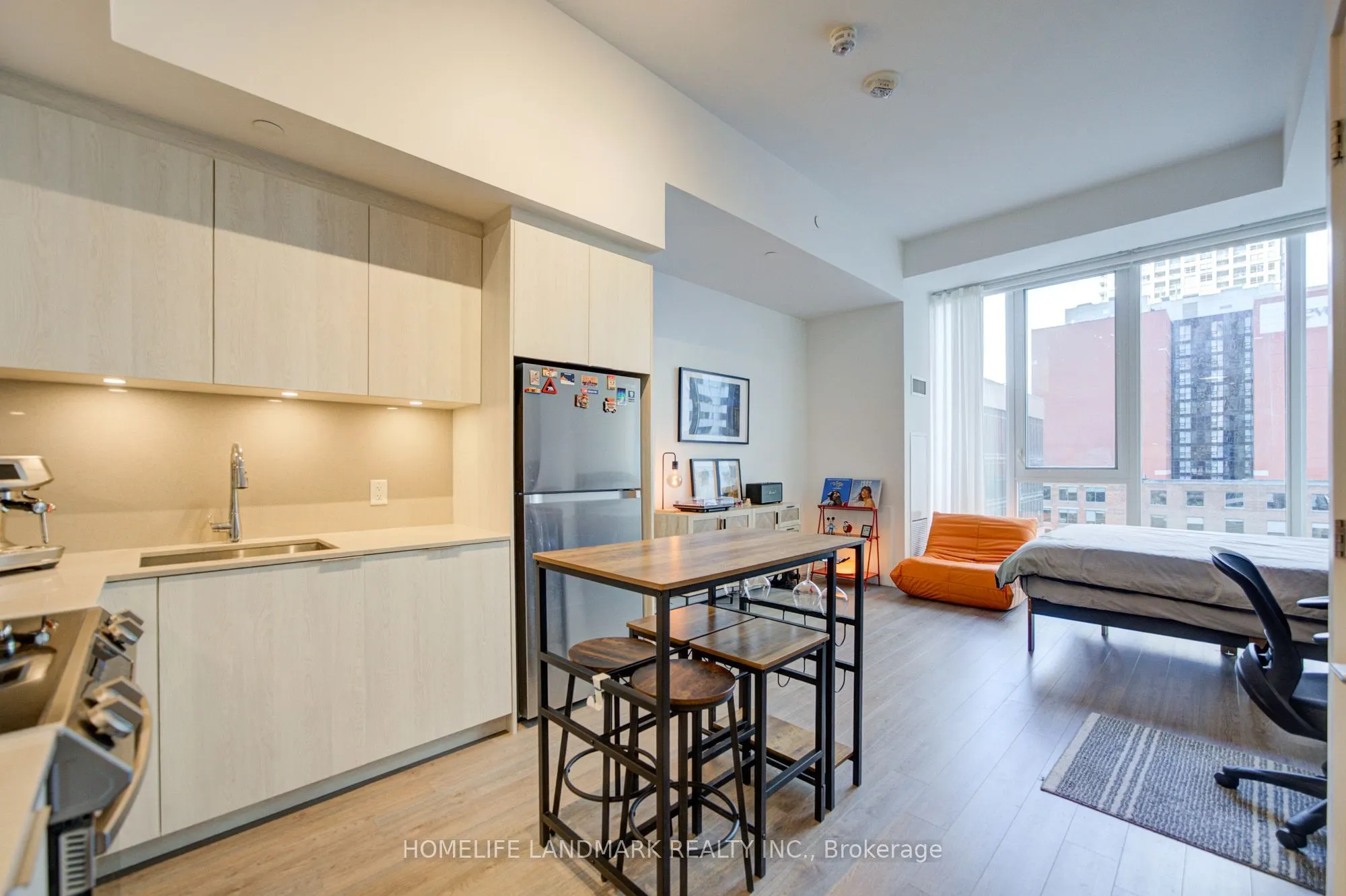 357 King Street W ##501