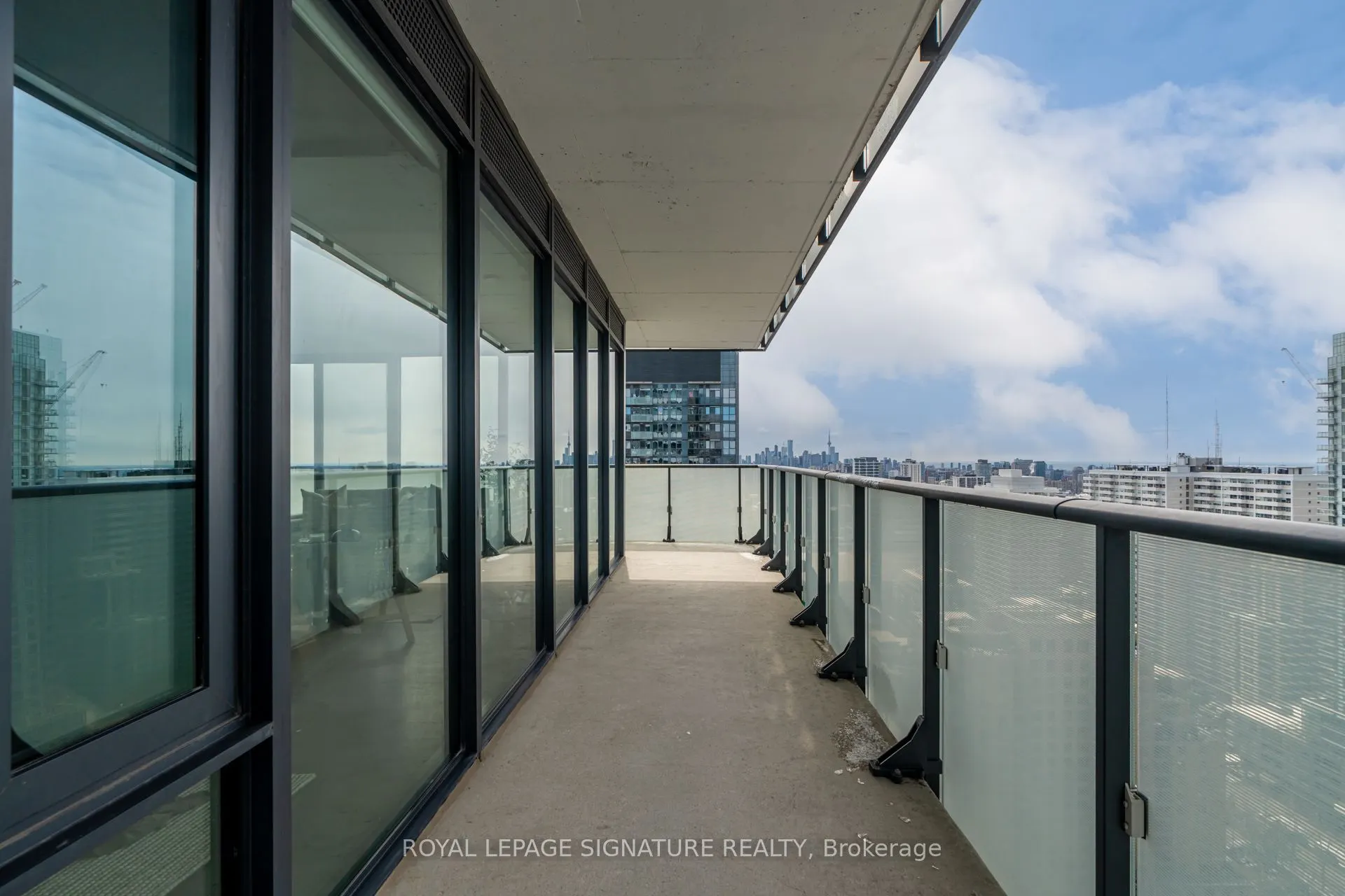 185 Roehampton Avenue #2710
