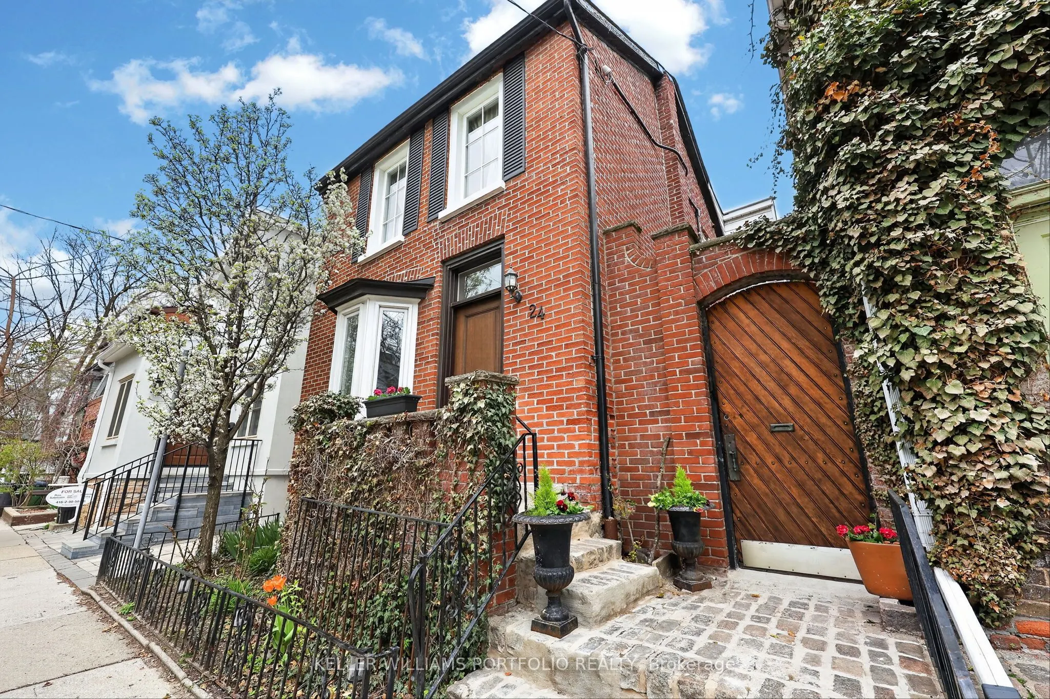 24 Bishop Street