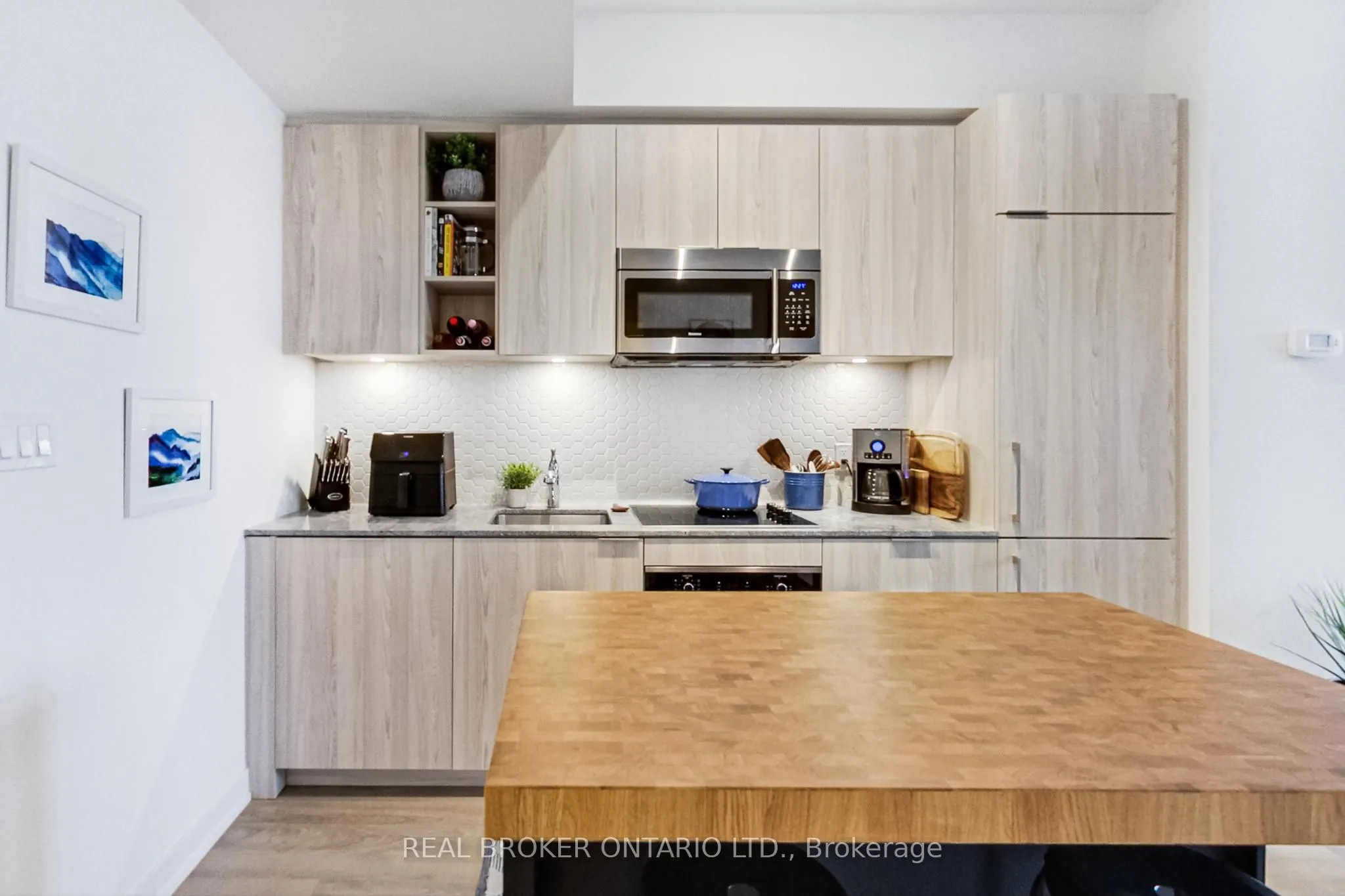 50 Ordnance Street #2904