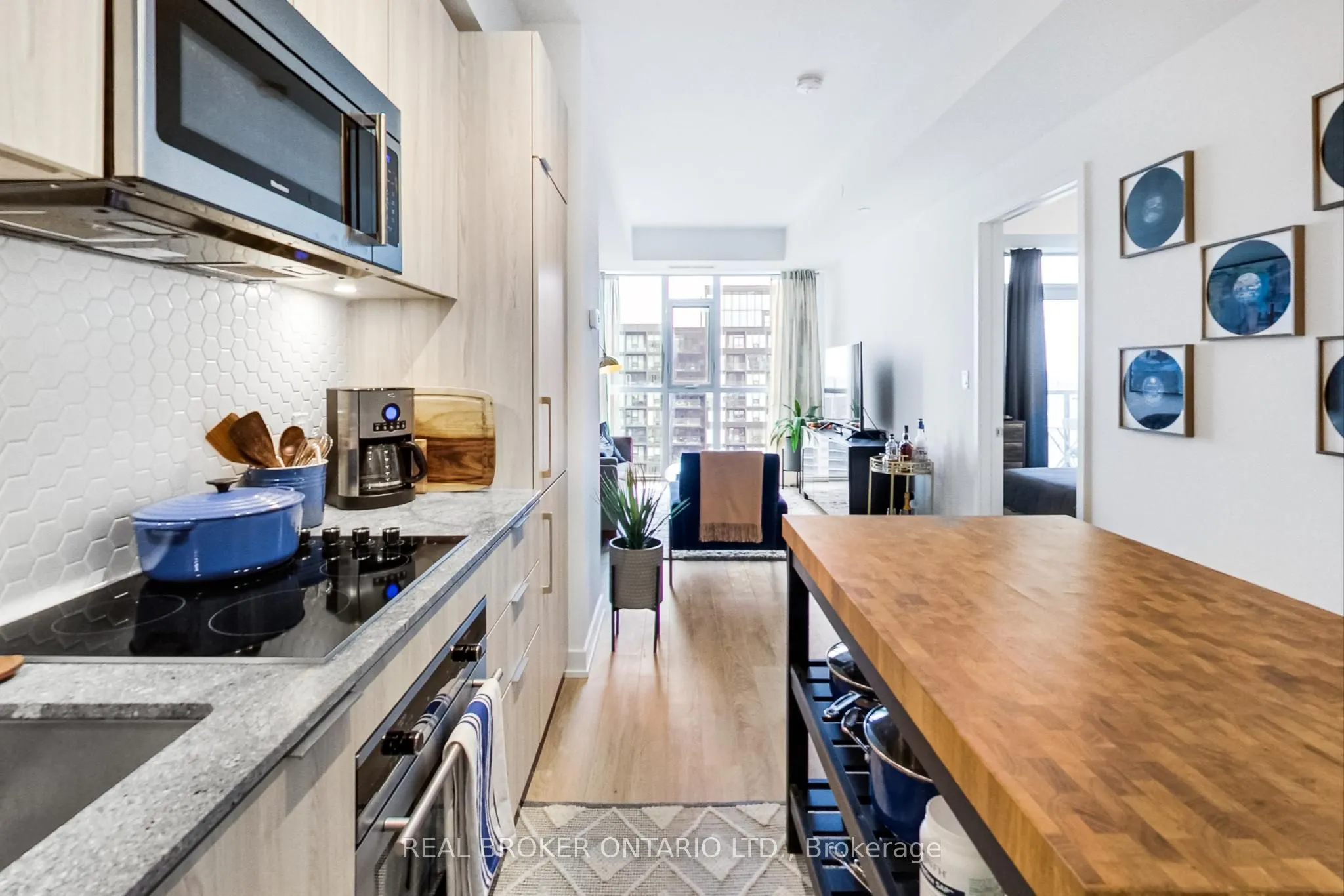 50 Ordnance Street #2904