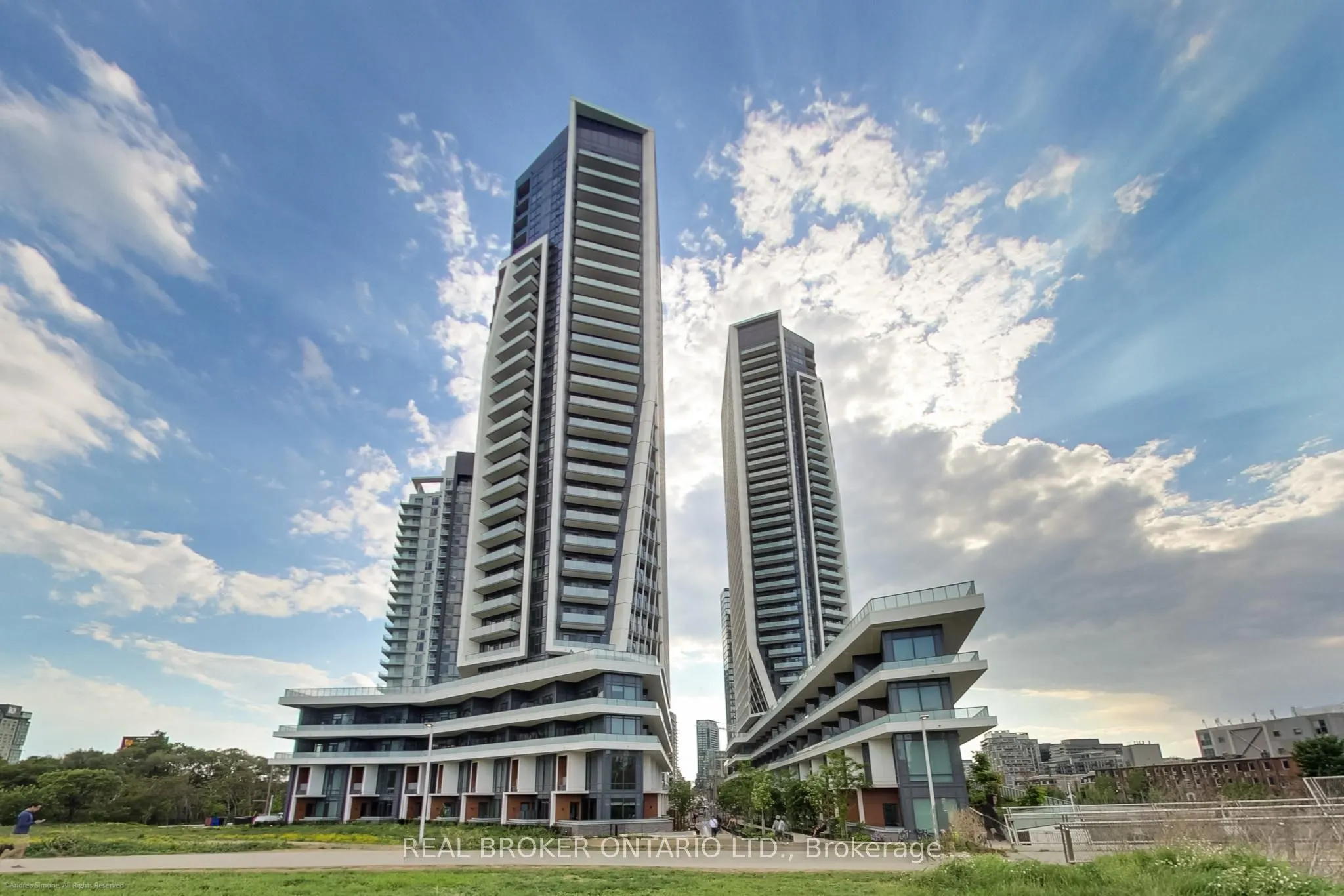 50 Ordnance Street #2904