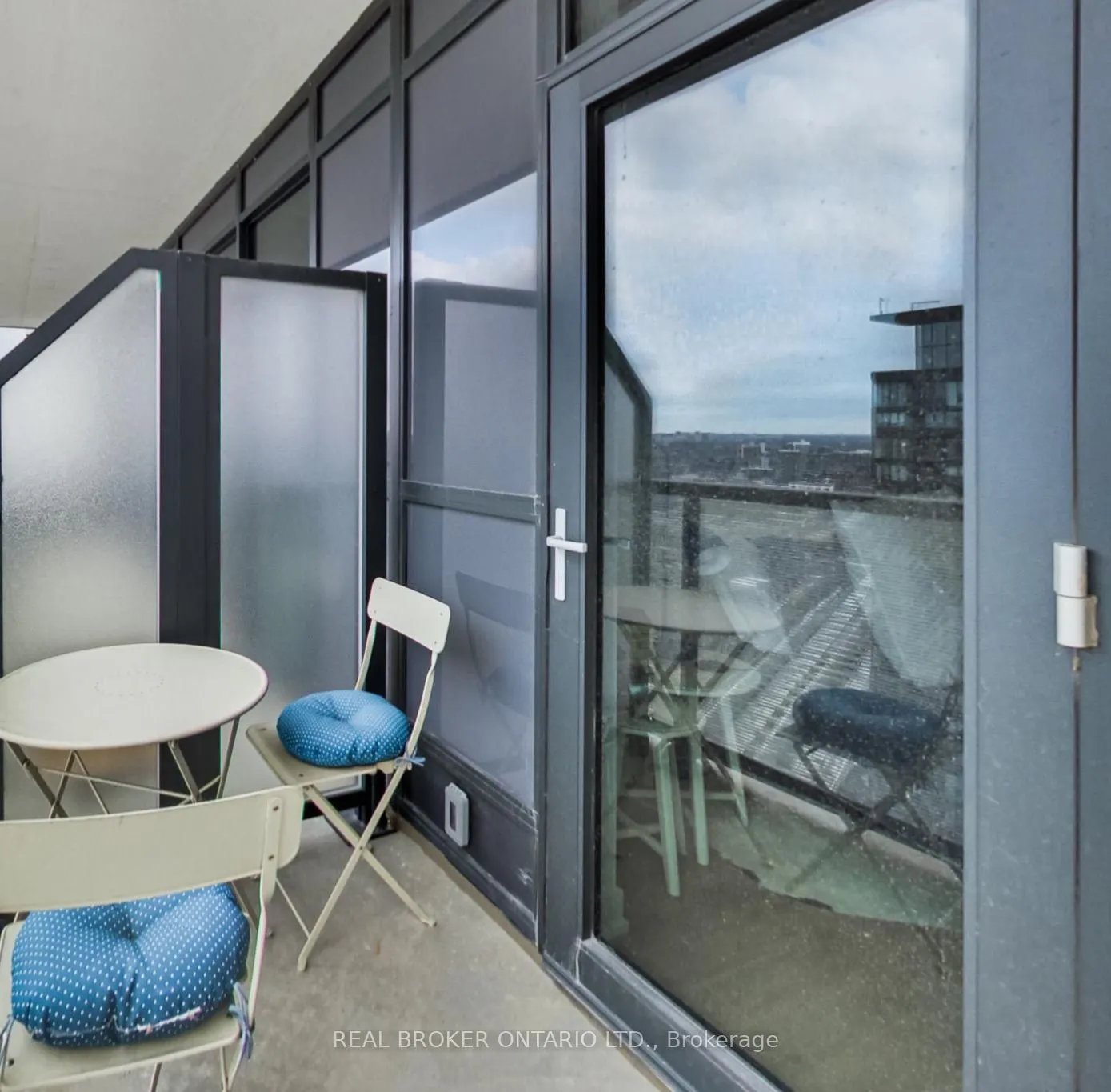 50 Ordnance Street #2904
