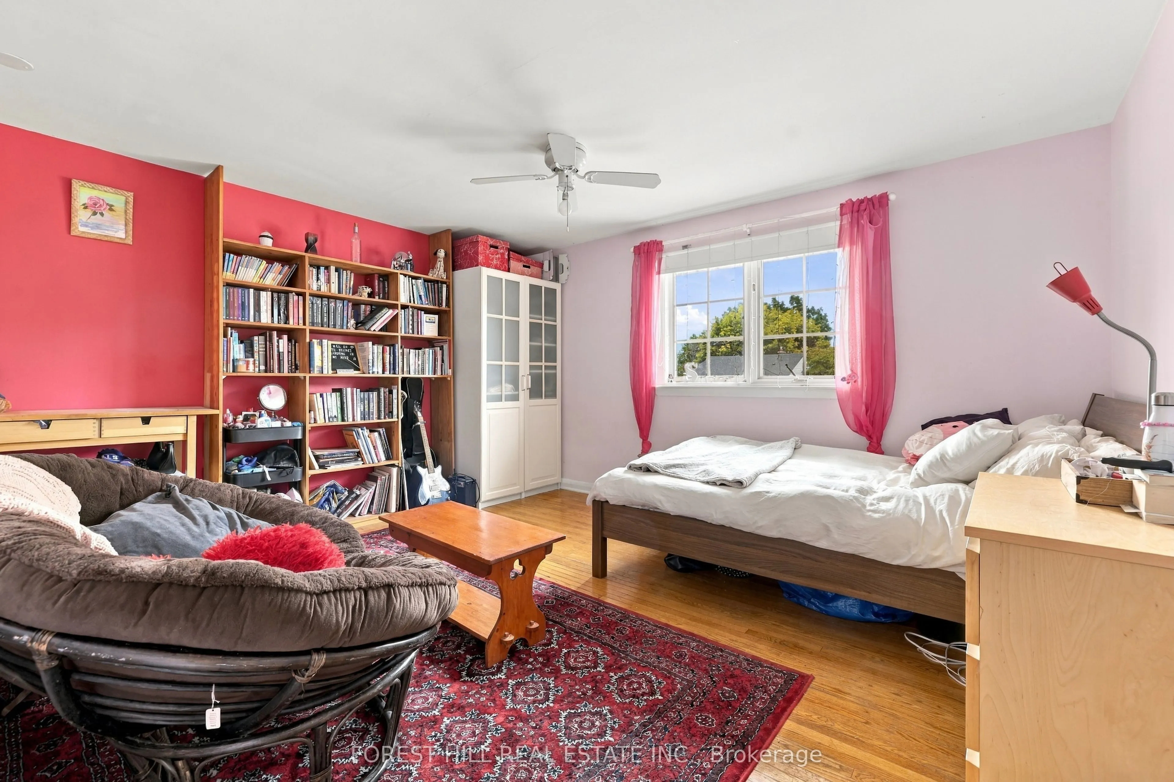 11 Urbandale Avenue