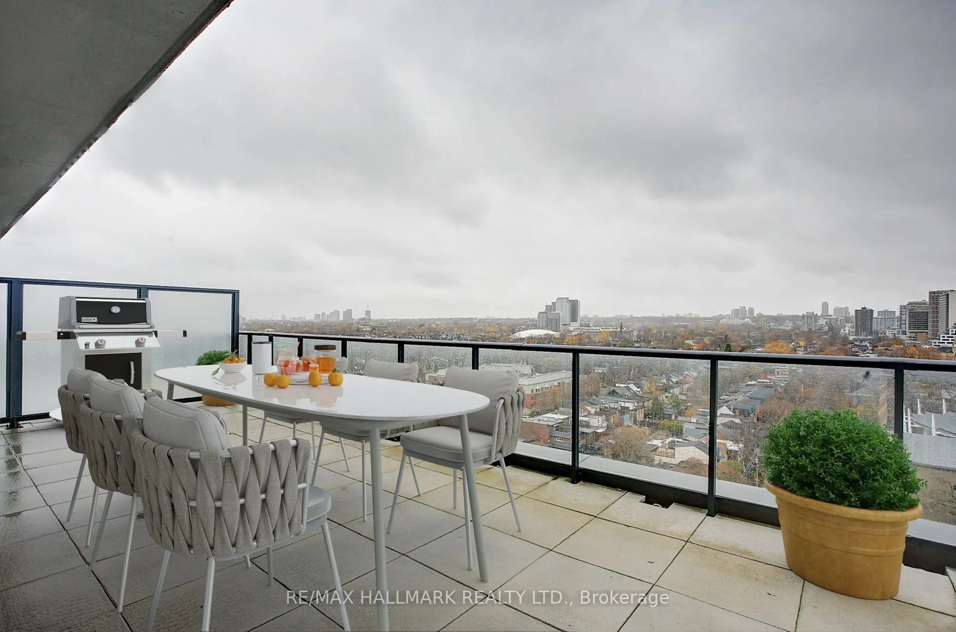297 College Street #1608