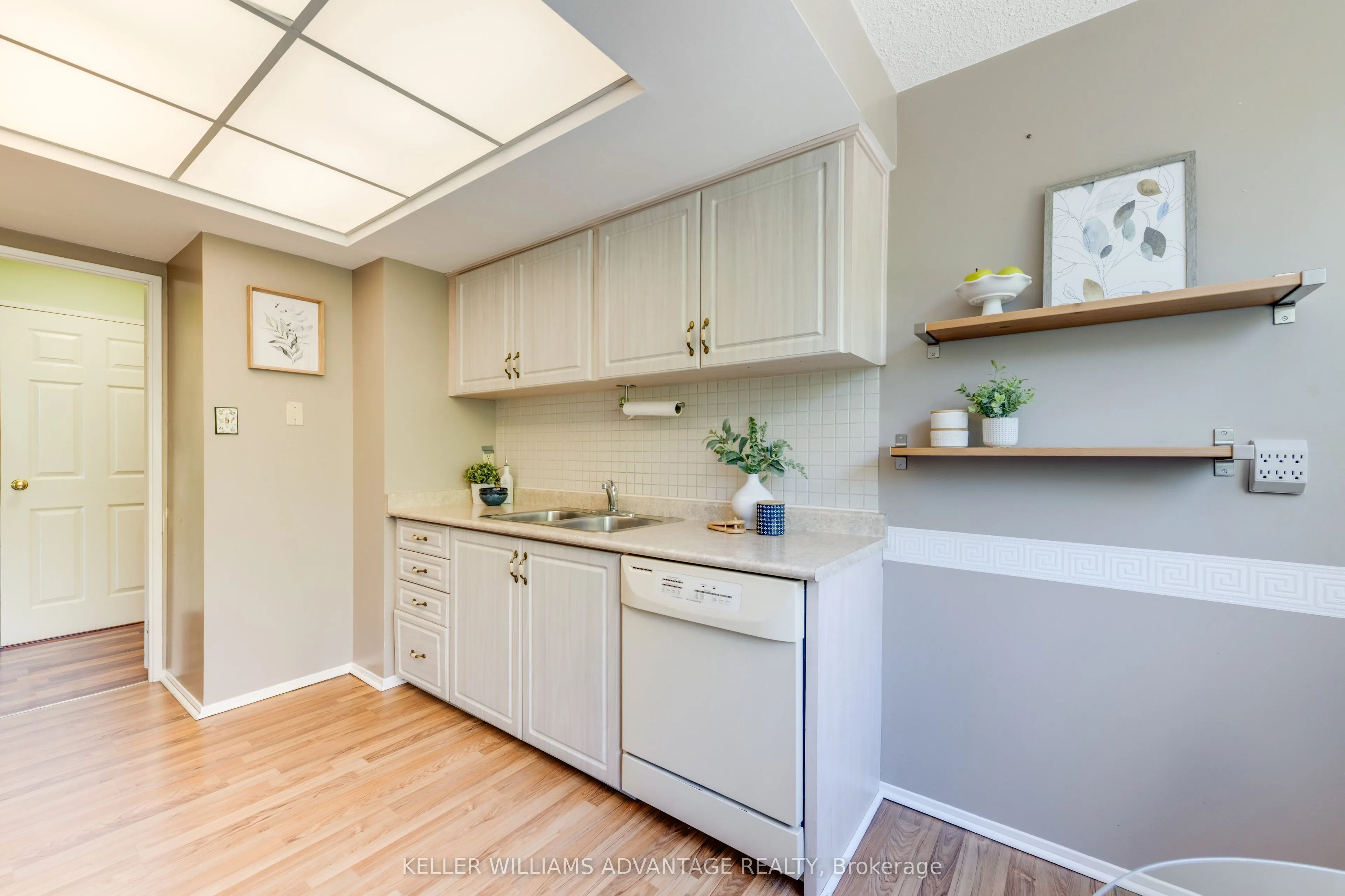 75 Wynford Hts Crescent #302