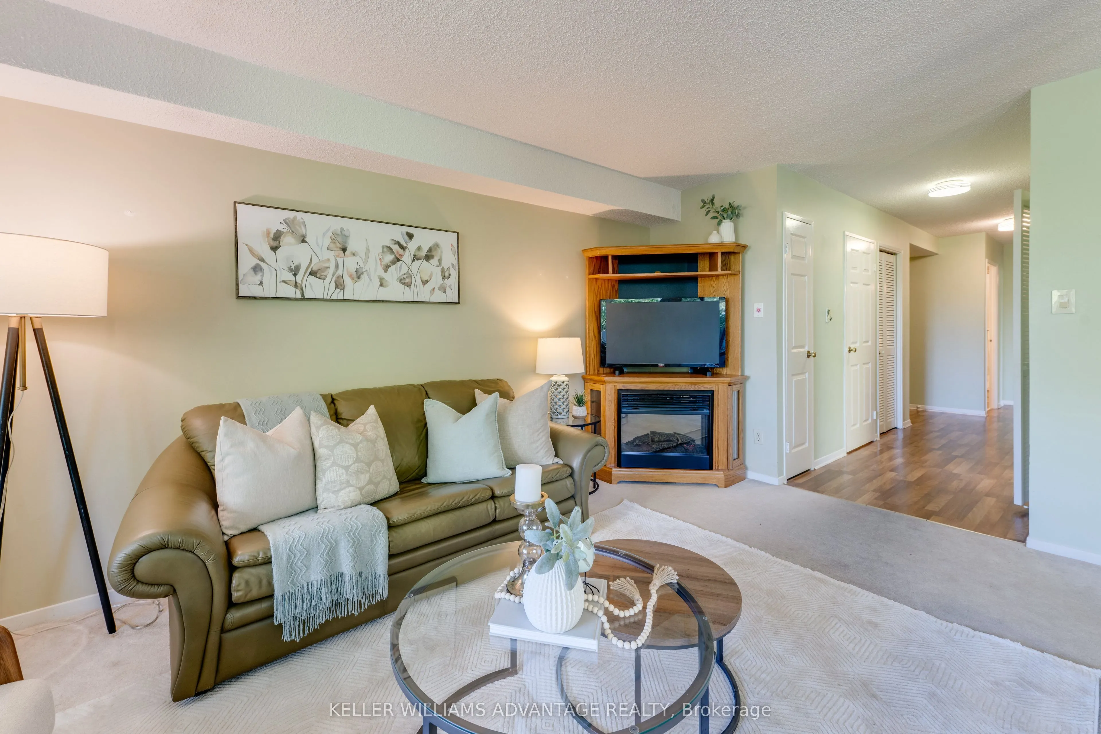 75 Wynford Hts Crescent #302